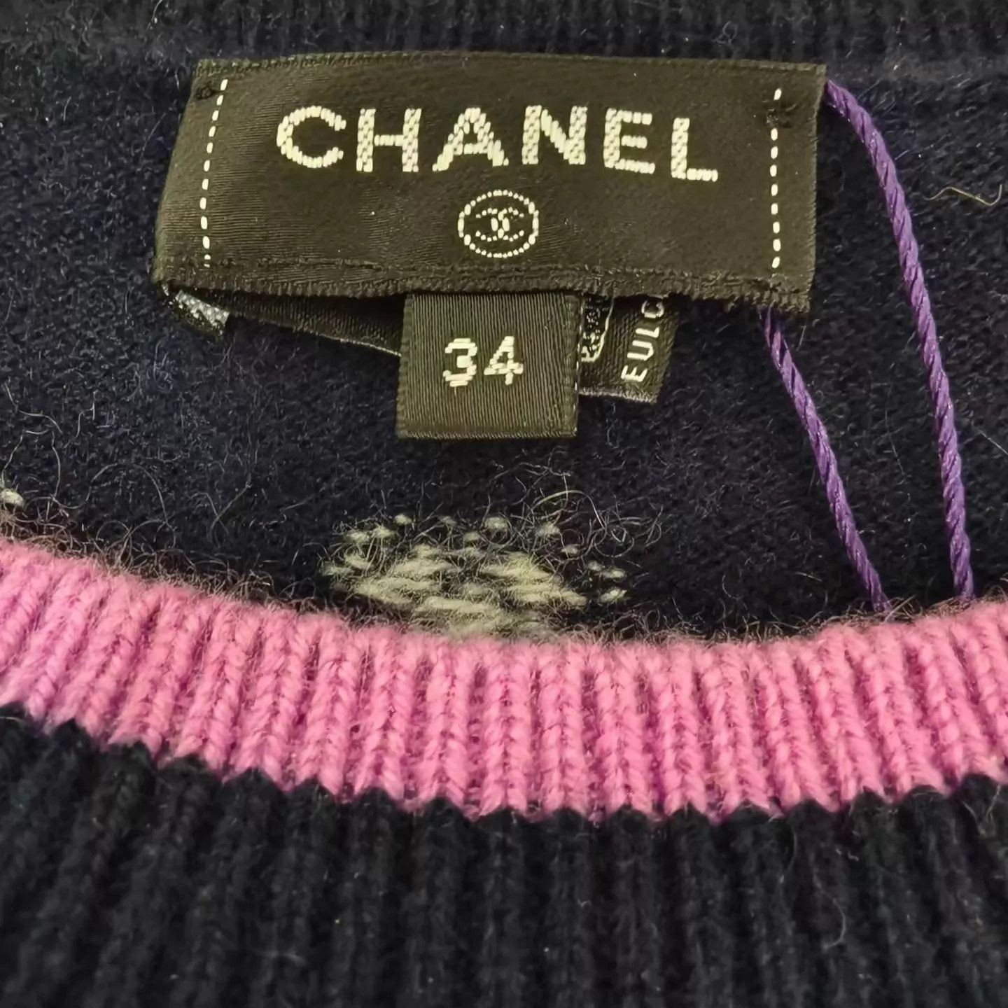 Chanel Chanel 22K Navy Blue Floral Sweater Women's Size 34 99 Size XS / US 0-2 / IT 36-38 - 3 Thumbnail