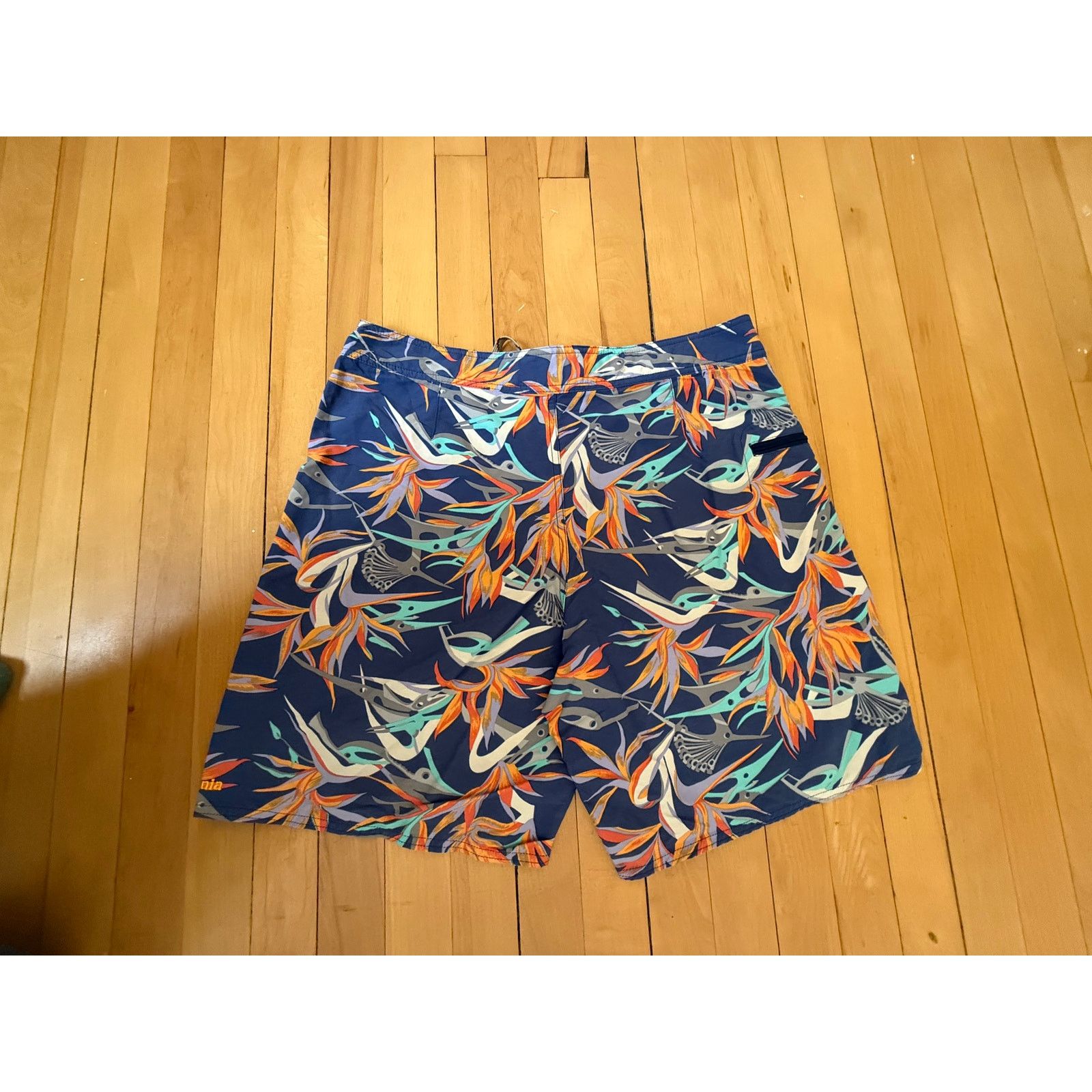 Patagonia Patagonia Printed Wavefarer Board Shorts- 34 - Blue Orange Size US 34 / EU 50 - 4 Thumbnail
