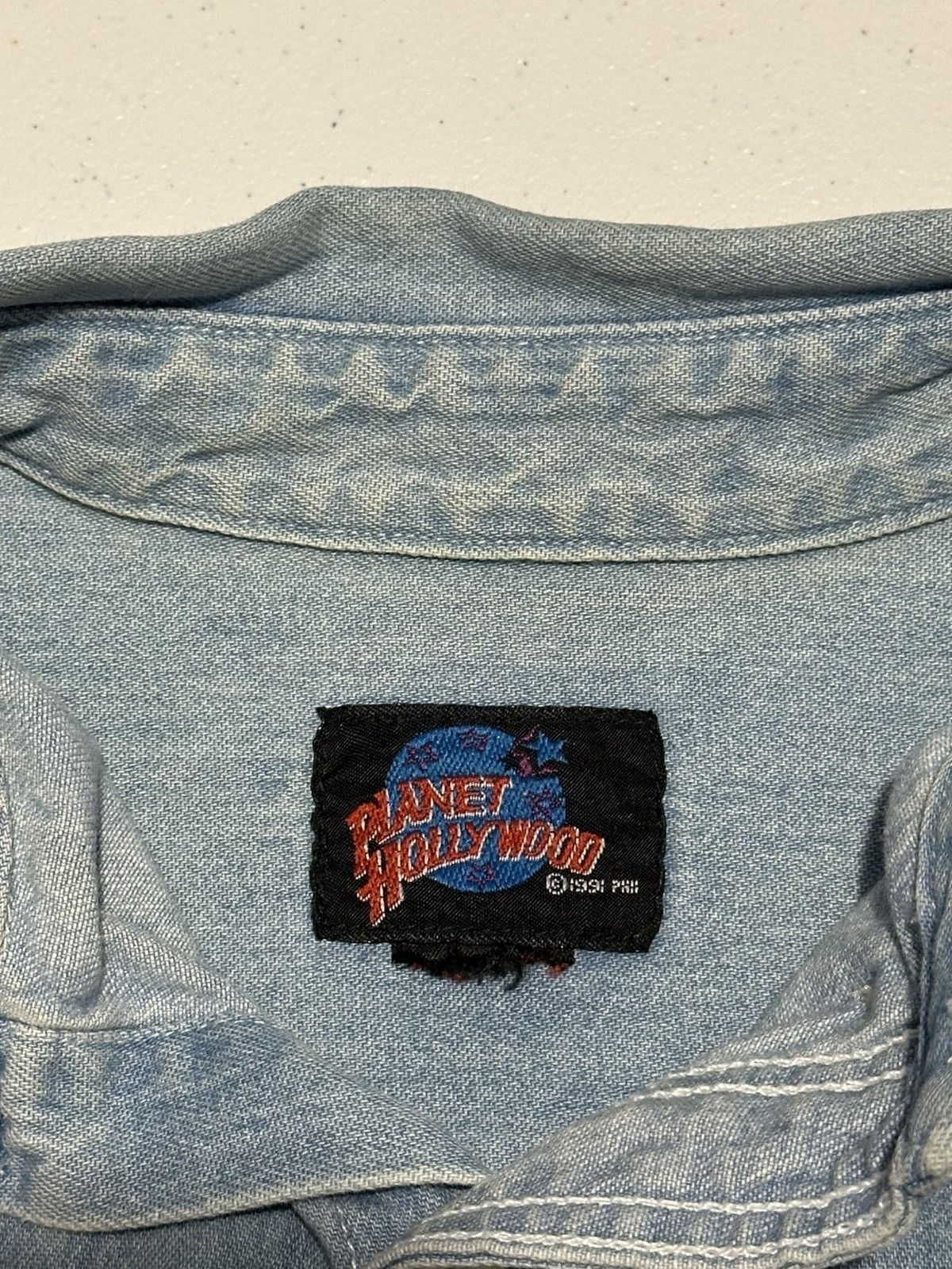 Planet Hollywood Vintage 90s Planet Hollywood denim embroidered button up Size US L / EU 52-54 / 3 - 5 Thumbnail
