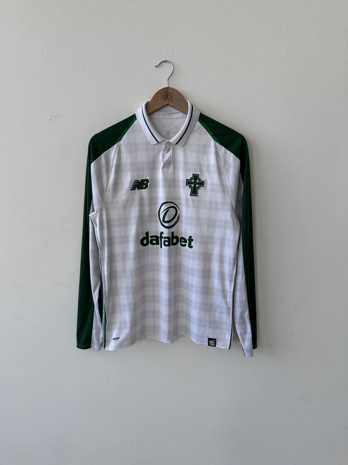 New Balance New balance Celtic 2018/2019 Away Long Sleeve Jersey Size US S / EU 44-46 / 1 - 1 Thumbnail