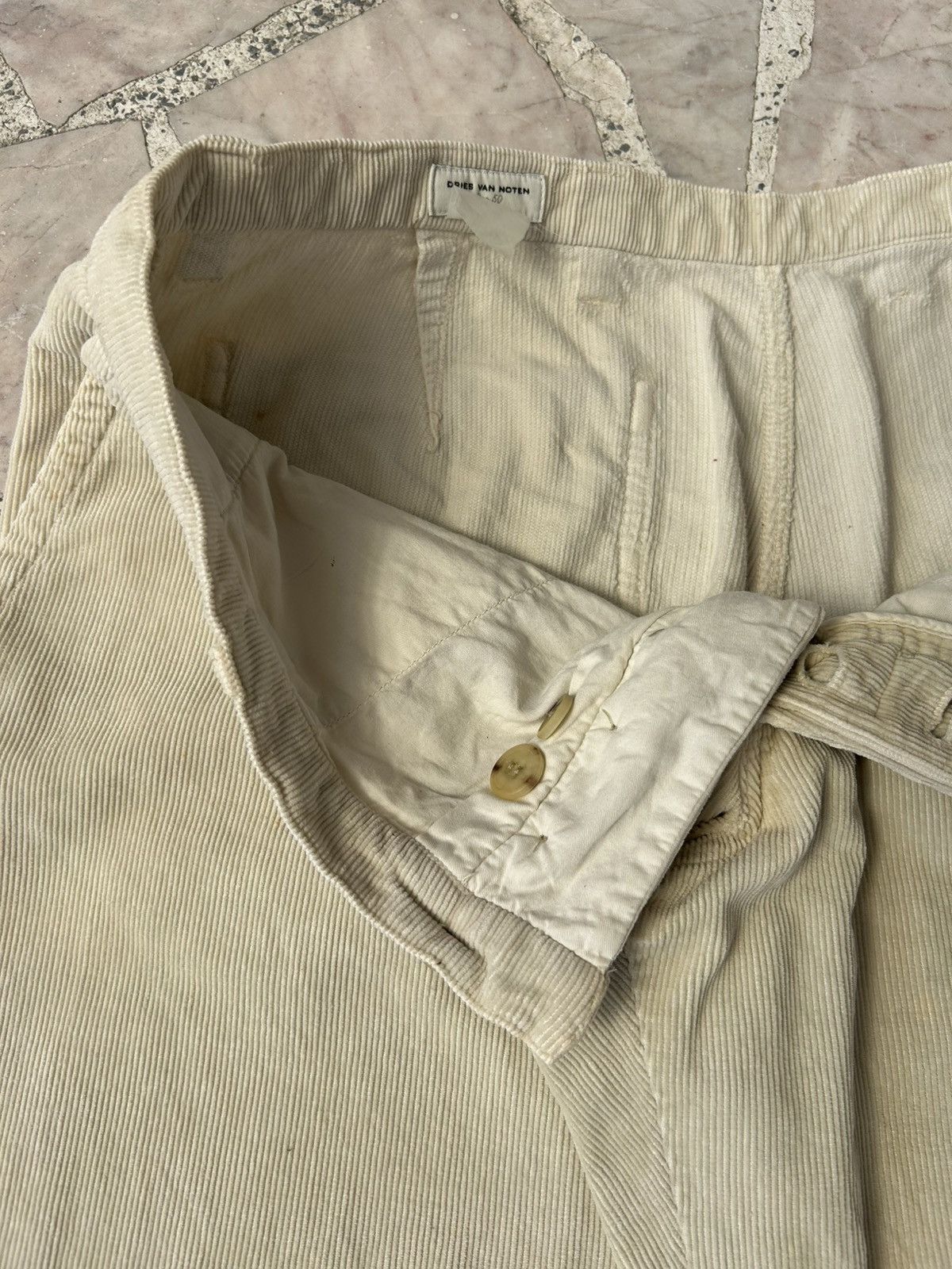Dries Van Noten Dries Van Noten Vintage Cream Corduroy Pants Size US 30 / EU 46 - 7 Thumbnail