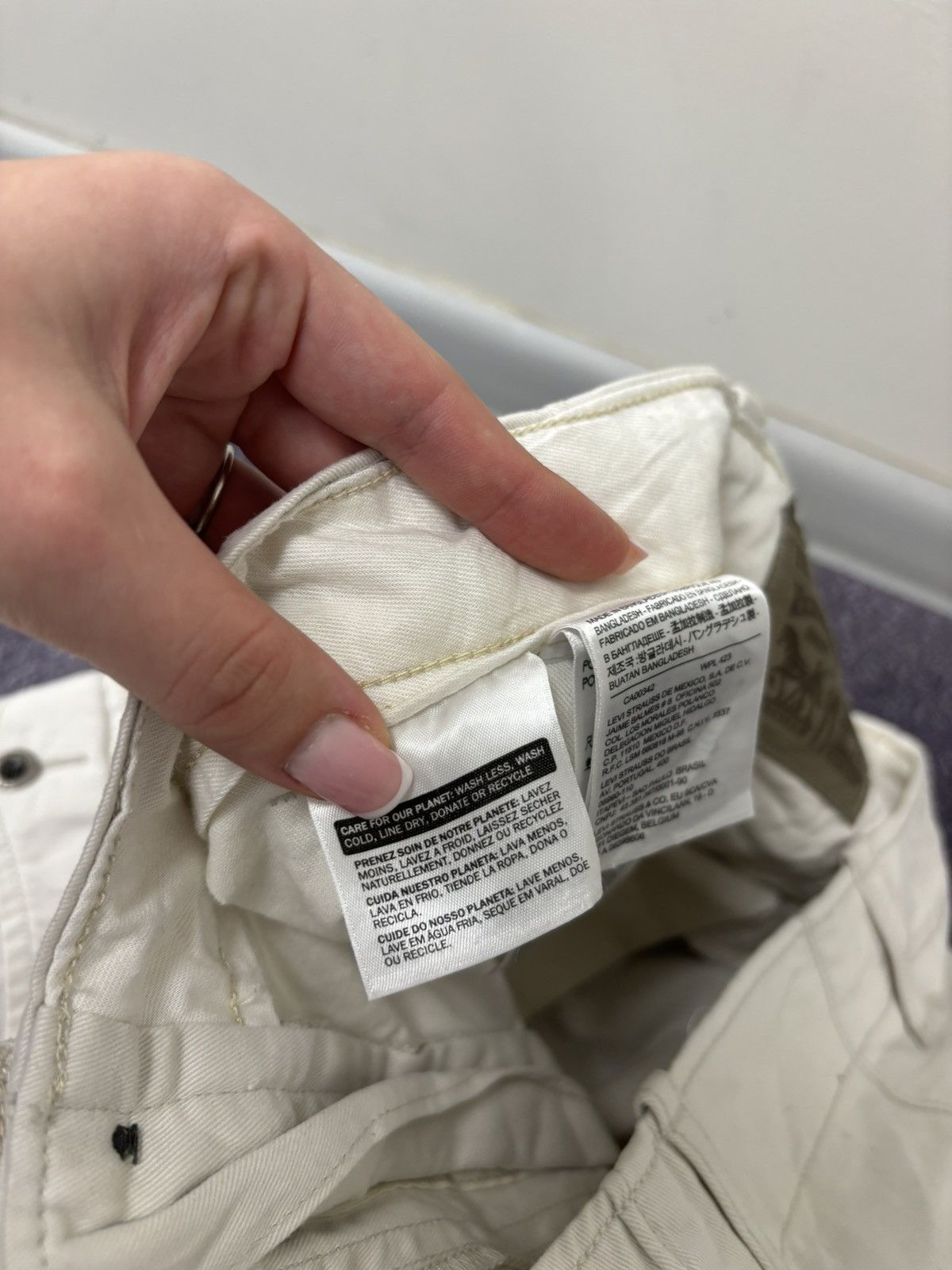 Levi's Vintage Levi’s Y2K Beige Utility Military Style Cargo Shorts Size US 32 / EU 48 - 9 Thumbnail