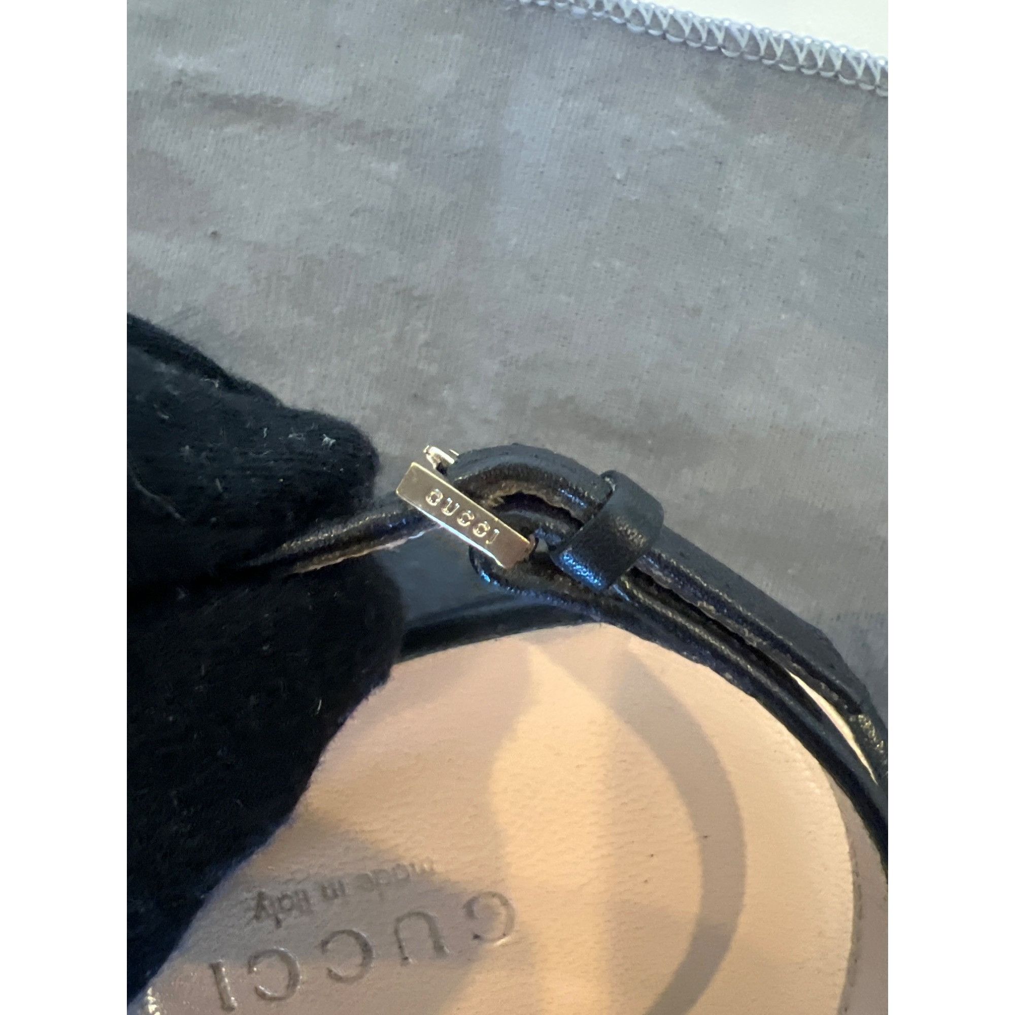 Gucci Gucci Black Horsebit Leather T-Strap Sandals Size 36.5 Italy Size US 6.5 / IT 36.5 - 12 Thumbnail