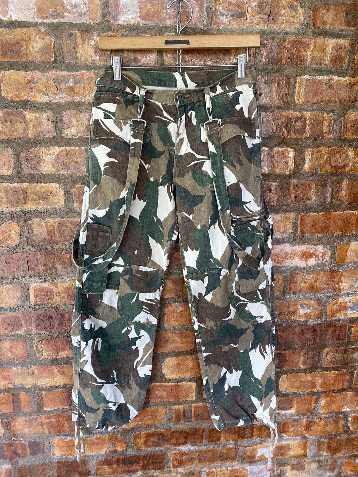 PPFM PPFM Bondage camo cargos pants Size US 29 - 2 Thumbnail