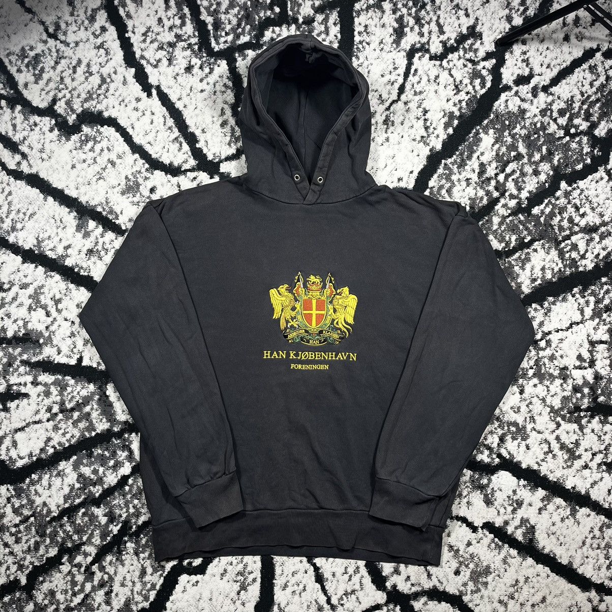 Han Kjobenhavn Han Kjobenhavn Foreningen Embroidered Hoodie Vintage Hype Size US XL / EU 56 / 4 - 1 Thumbnail