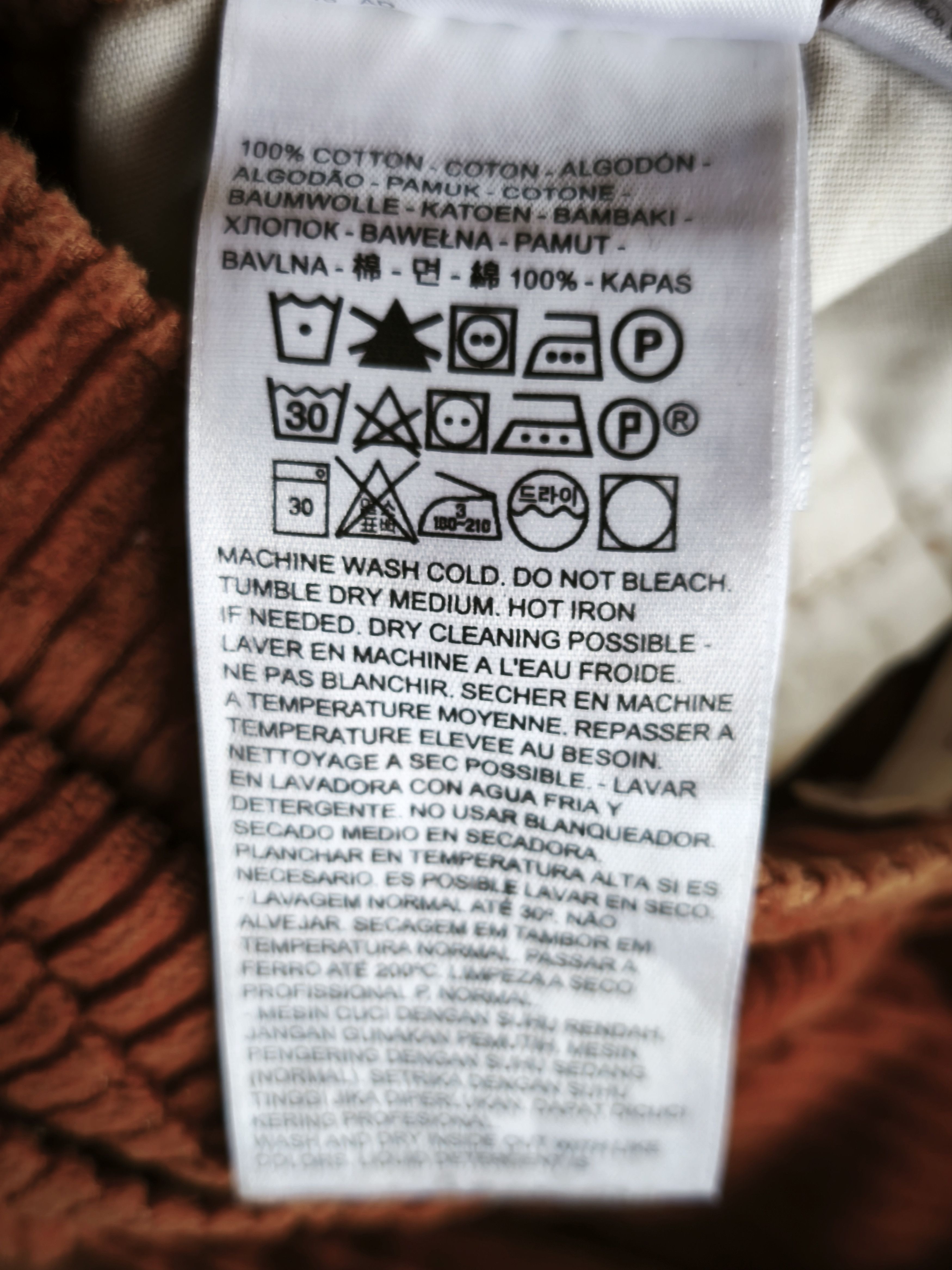 Levi's Vintage Levi Strauss Corduroy Jeans Wide Flare Leg Pants Size 26" / US 2 / IT 38 - 9 Thumbnail