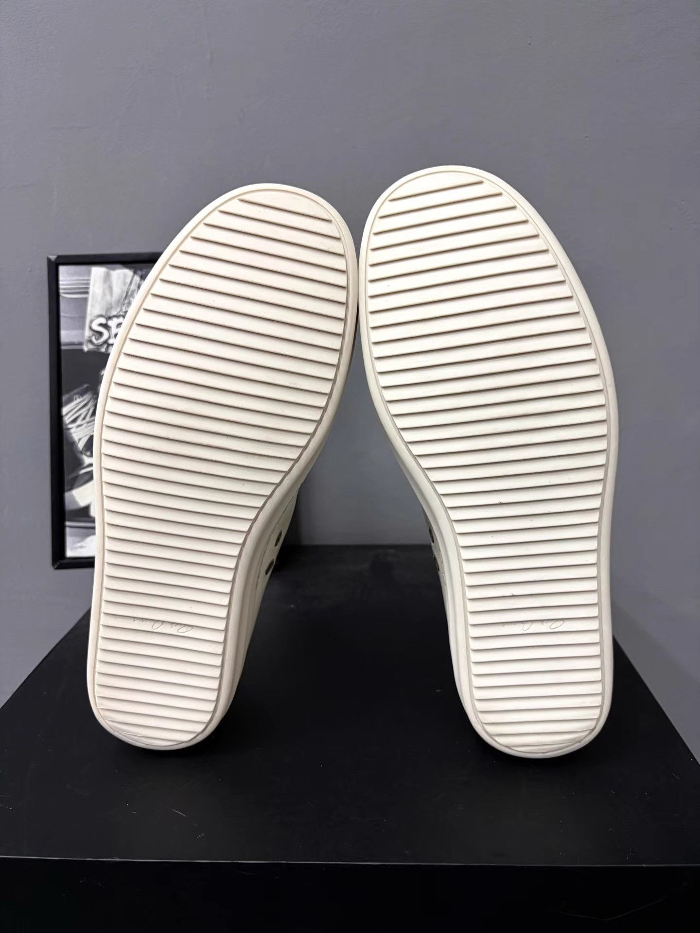 Rick Owens Rick Owens Mainline Milk White Low Sneakers K34 Size US 10.5 / EU 43-44 - 8 Thumbnail