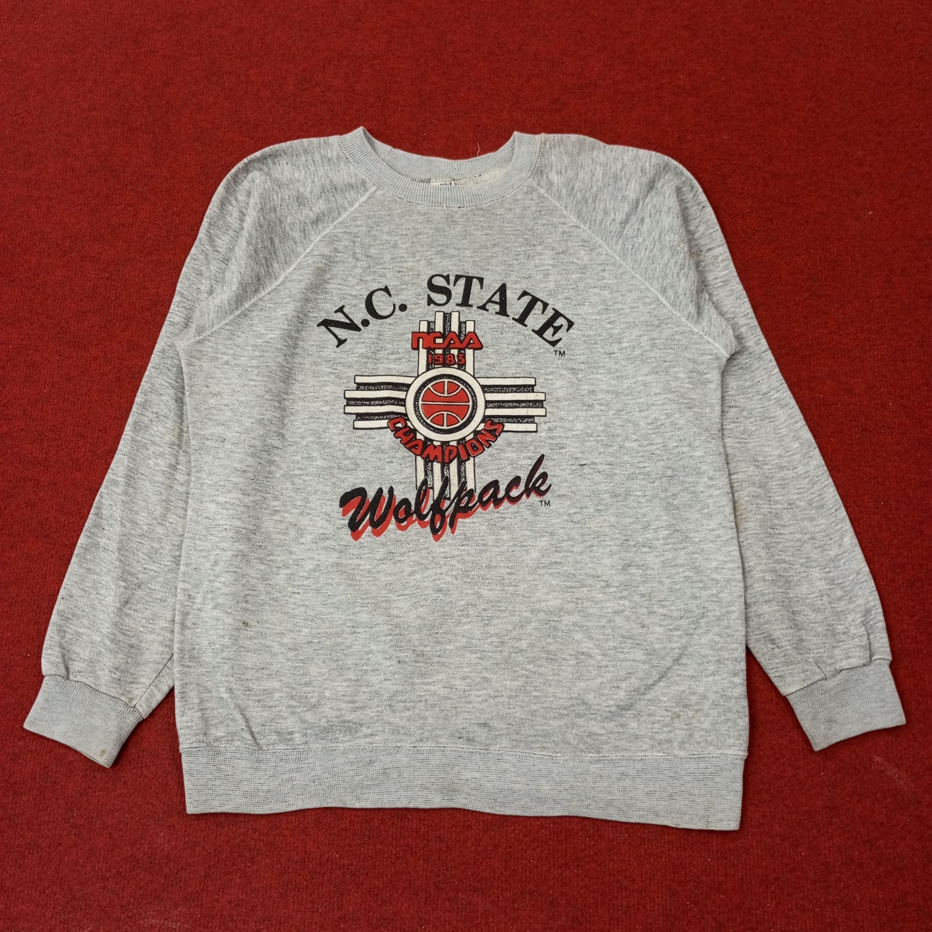 Vintage N.C State NCAA Wolfpack Vintage Sweatshirt c251n7 Size US M / EU 48-50 / 2 - 1 Thumbnail