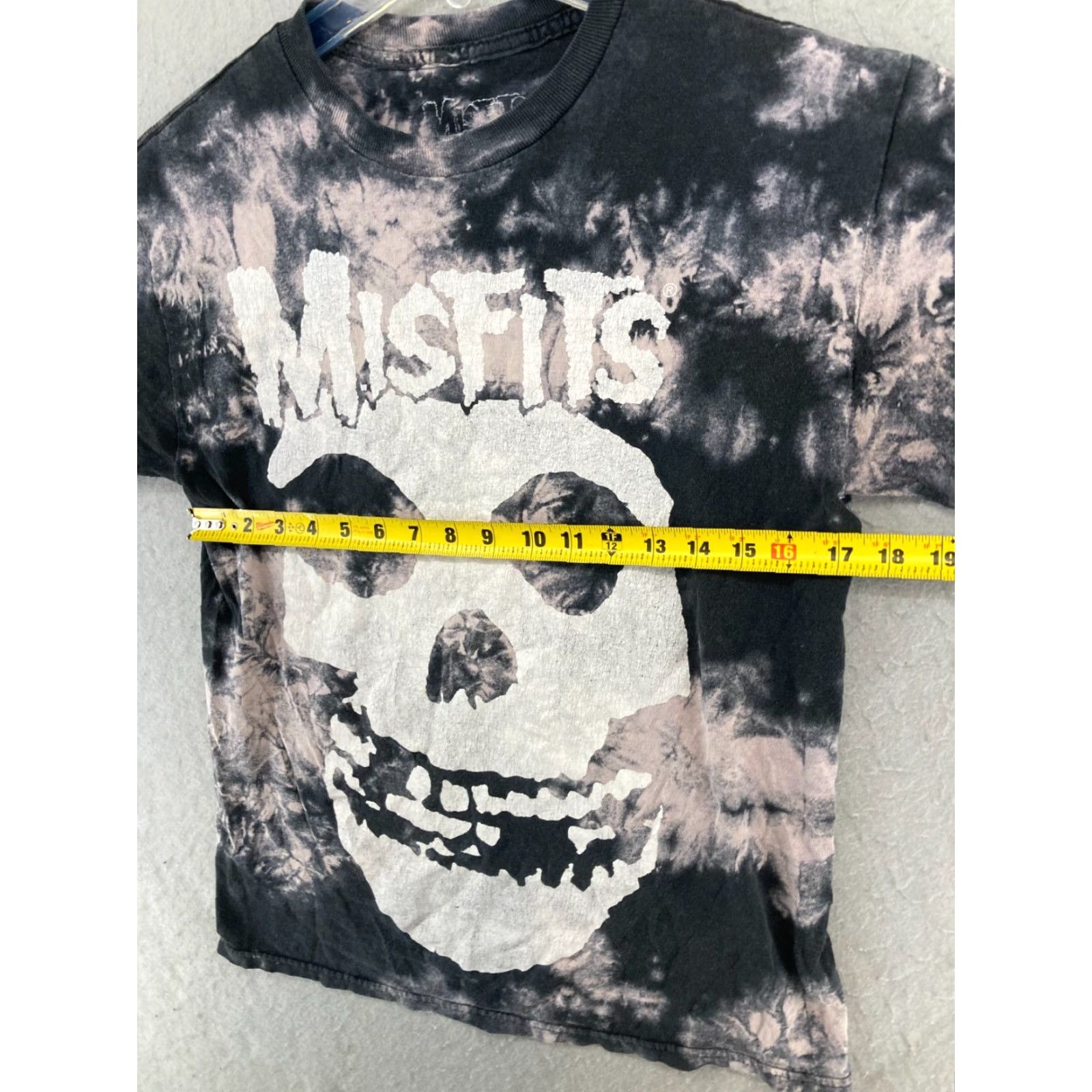 Vintage Misfits Graphic Print T-Shirt Mens Medium Black Bleach Wash Rock Size US M / EU 48-50 / 2 - 2 Thumbnail