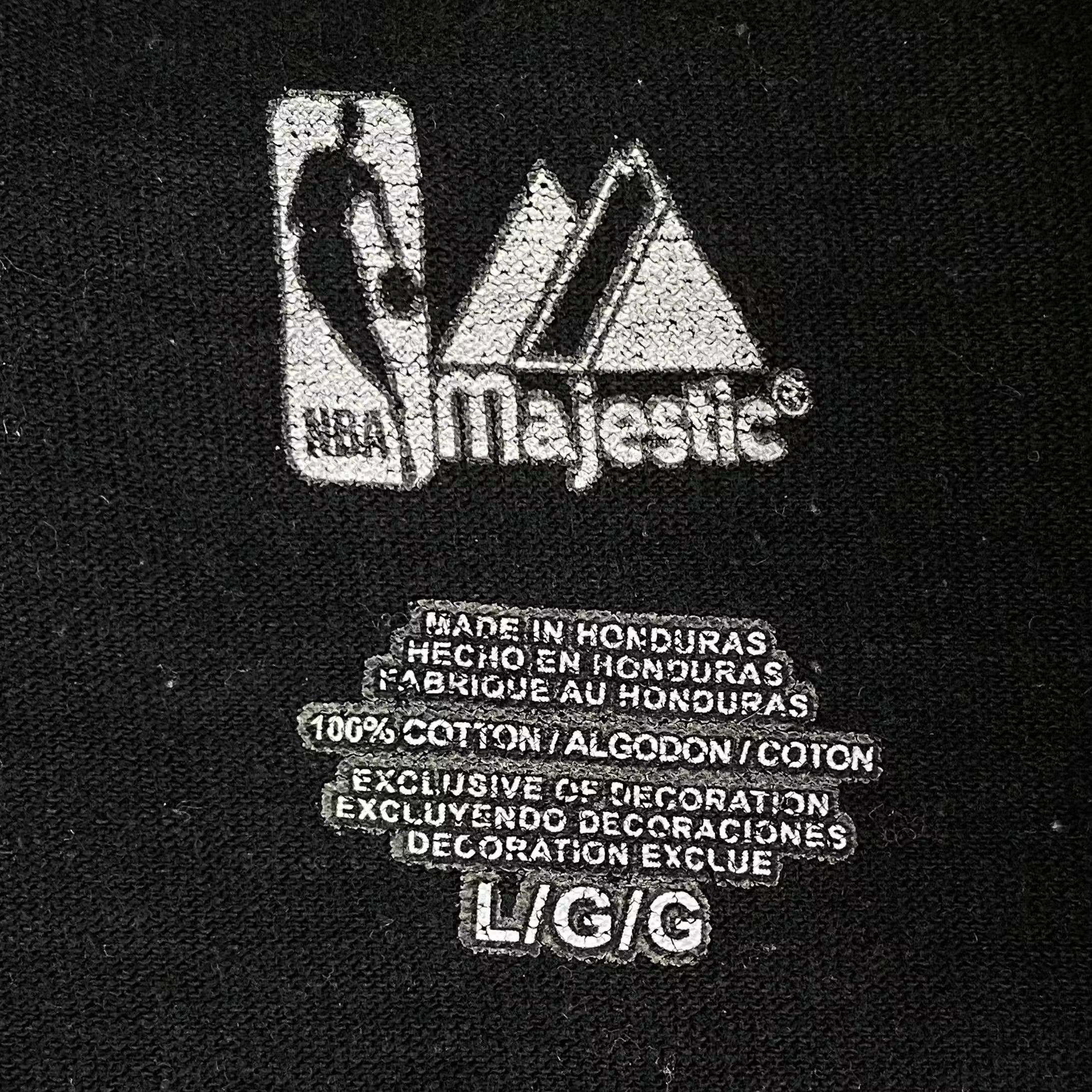 Majestic × NBA × Vintage Men’s Vintage T-Shirt Kebron James Majestic Size L Size US L / EU 52-54 / 3 - 6 Thumbnail