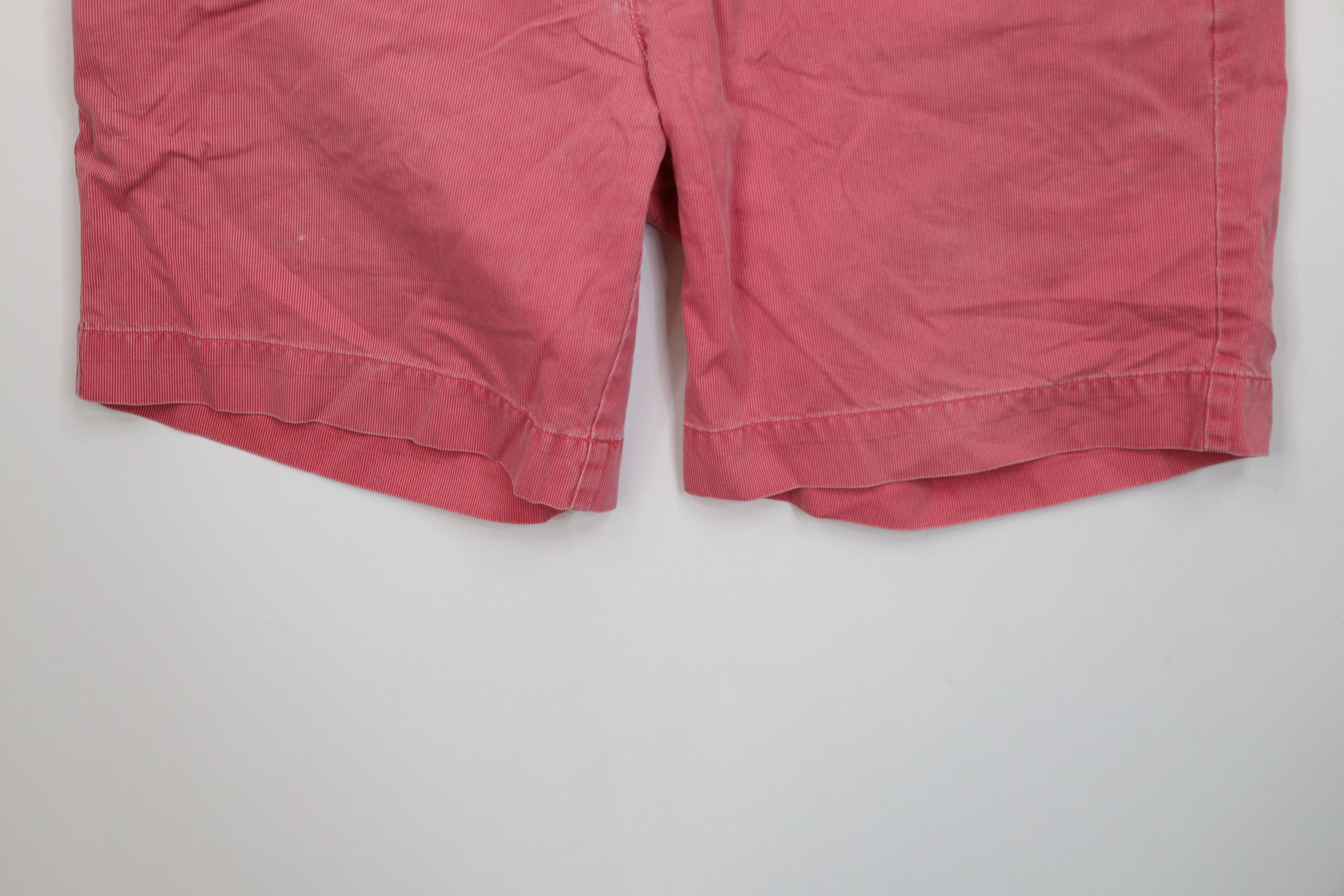 Vineyard Vines Vineyard Vines Ribbed Micro Corduroy Chino Shorts Red Size US 34 / EU 50 - 4 Thumbnail