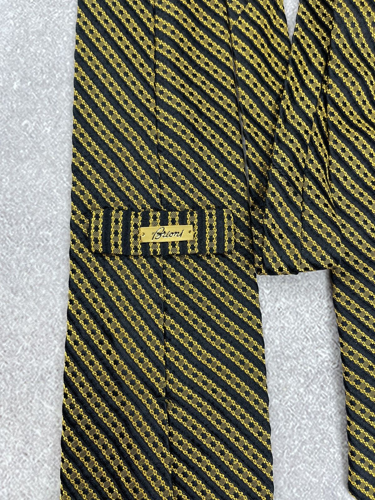Brioni × Vintage Vintage Brioni Silk Tie Size ONE SIZE - 9 Thumbnail
