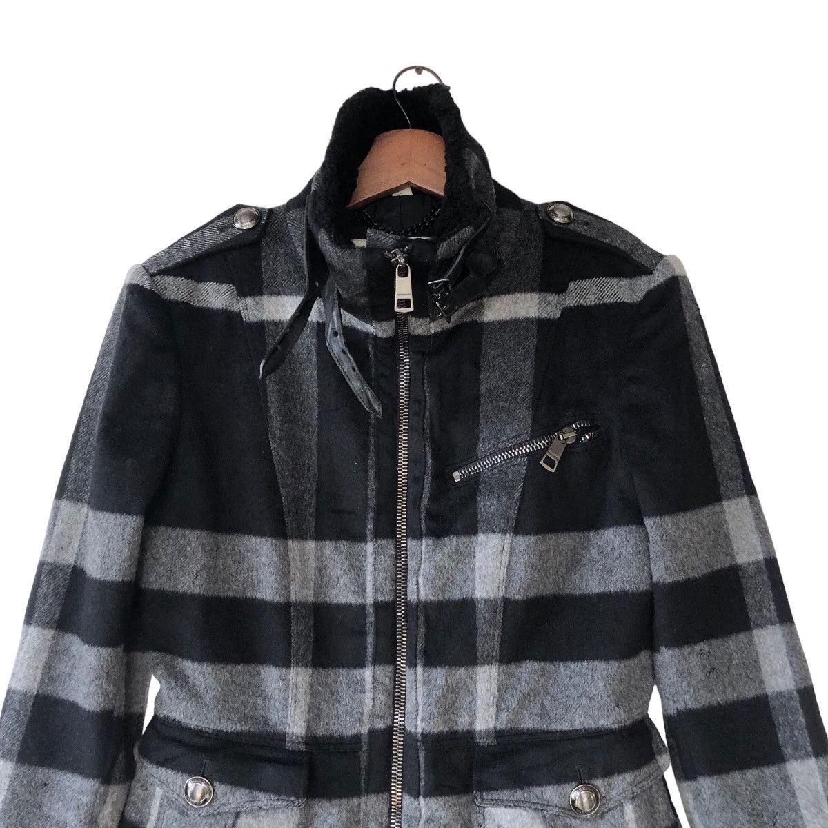 🔥🔥AW2011 BURBERRY OF LONDON WOOL TARTAN JACKET🔥🔥