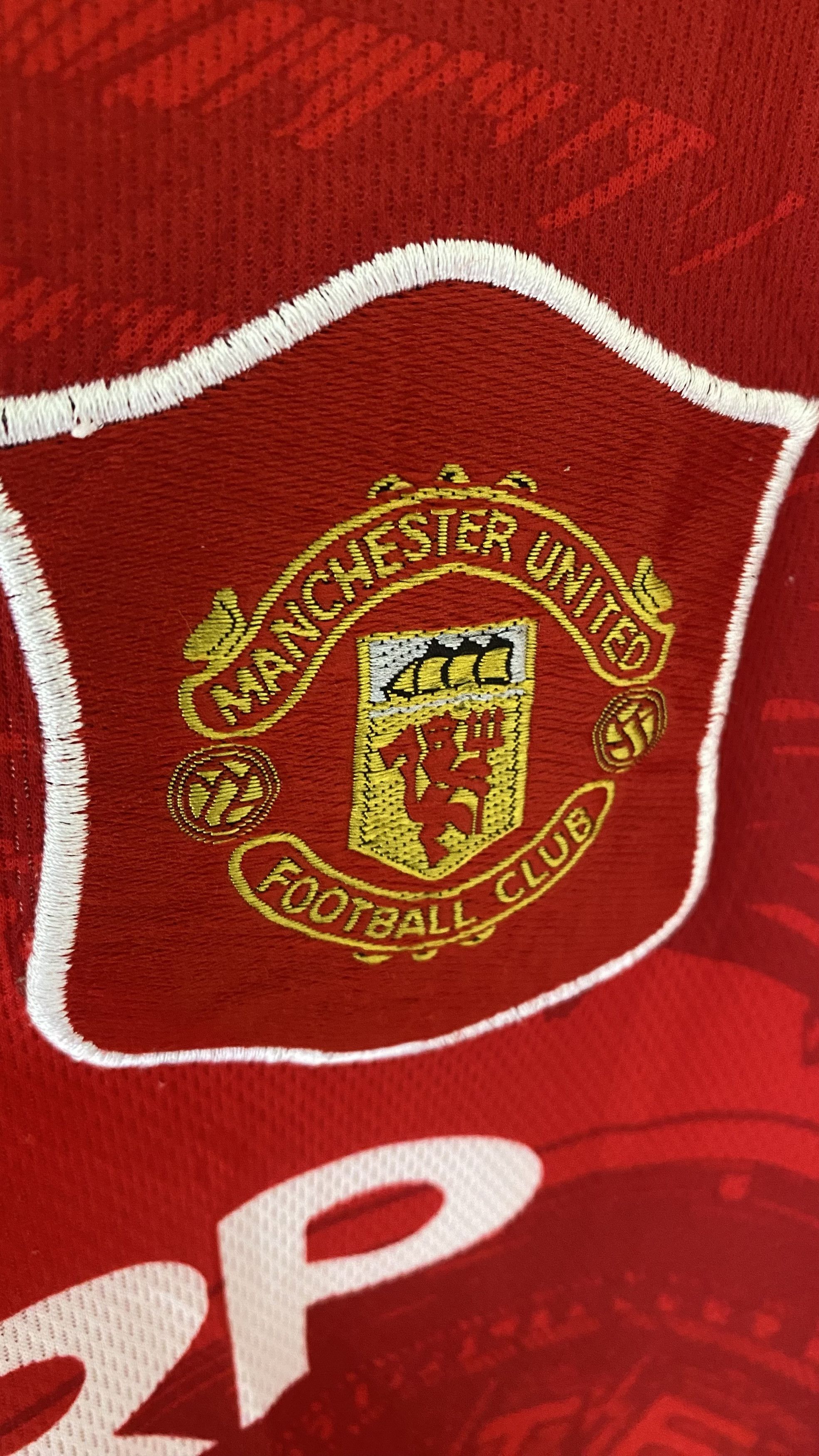 Other Manchester United Home 94/96 Original Size US M / EU 48-50 / 2 - 4 Thumbnail