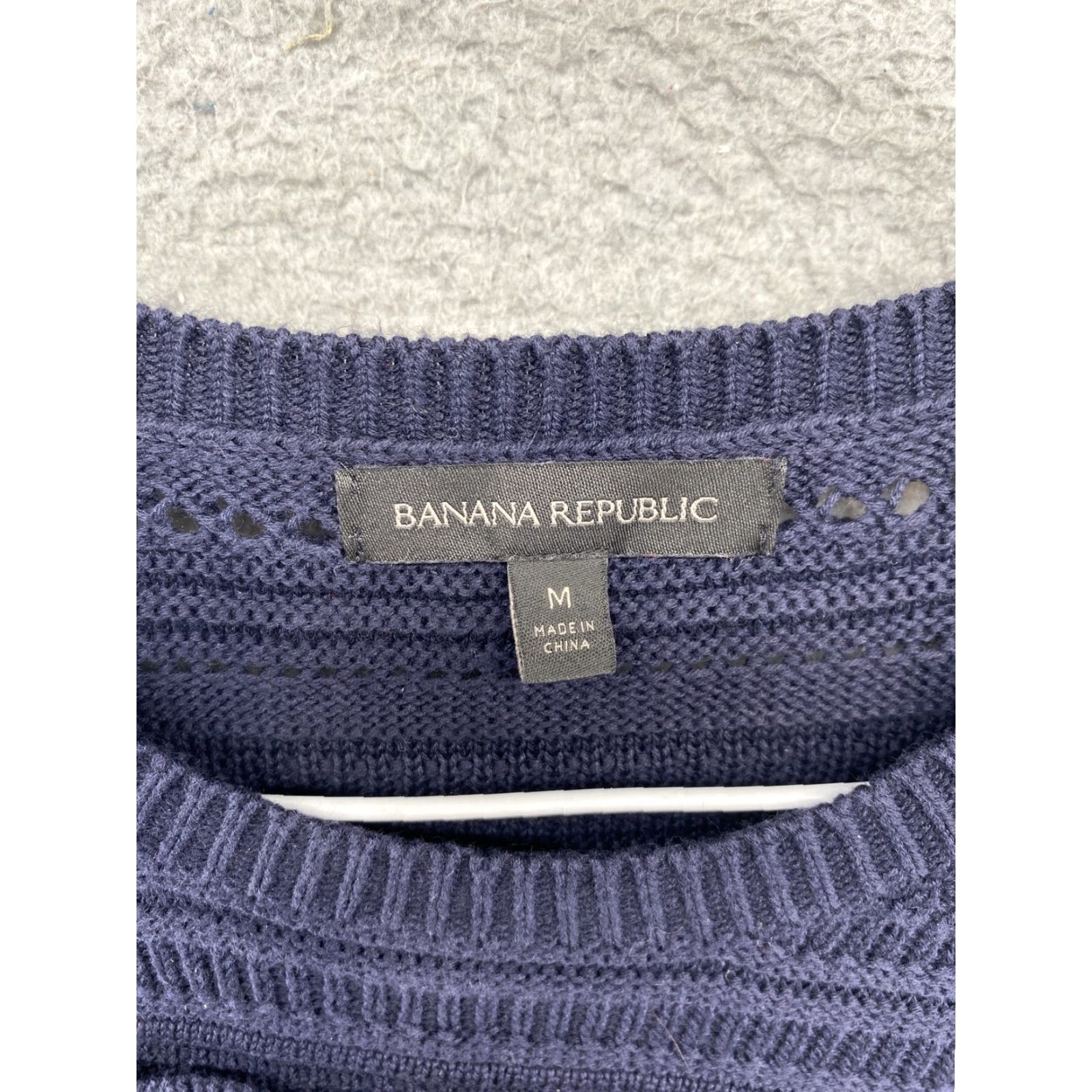 Banana Republic BANANA REPUBLIC Women's Blue Rayon Blend Pullover Knit Sweater M Size Crew Neck Pullover Womens Sweater Size M / US 6-8 / IT 42-44 - 3 Thumbnail