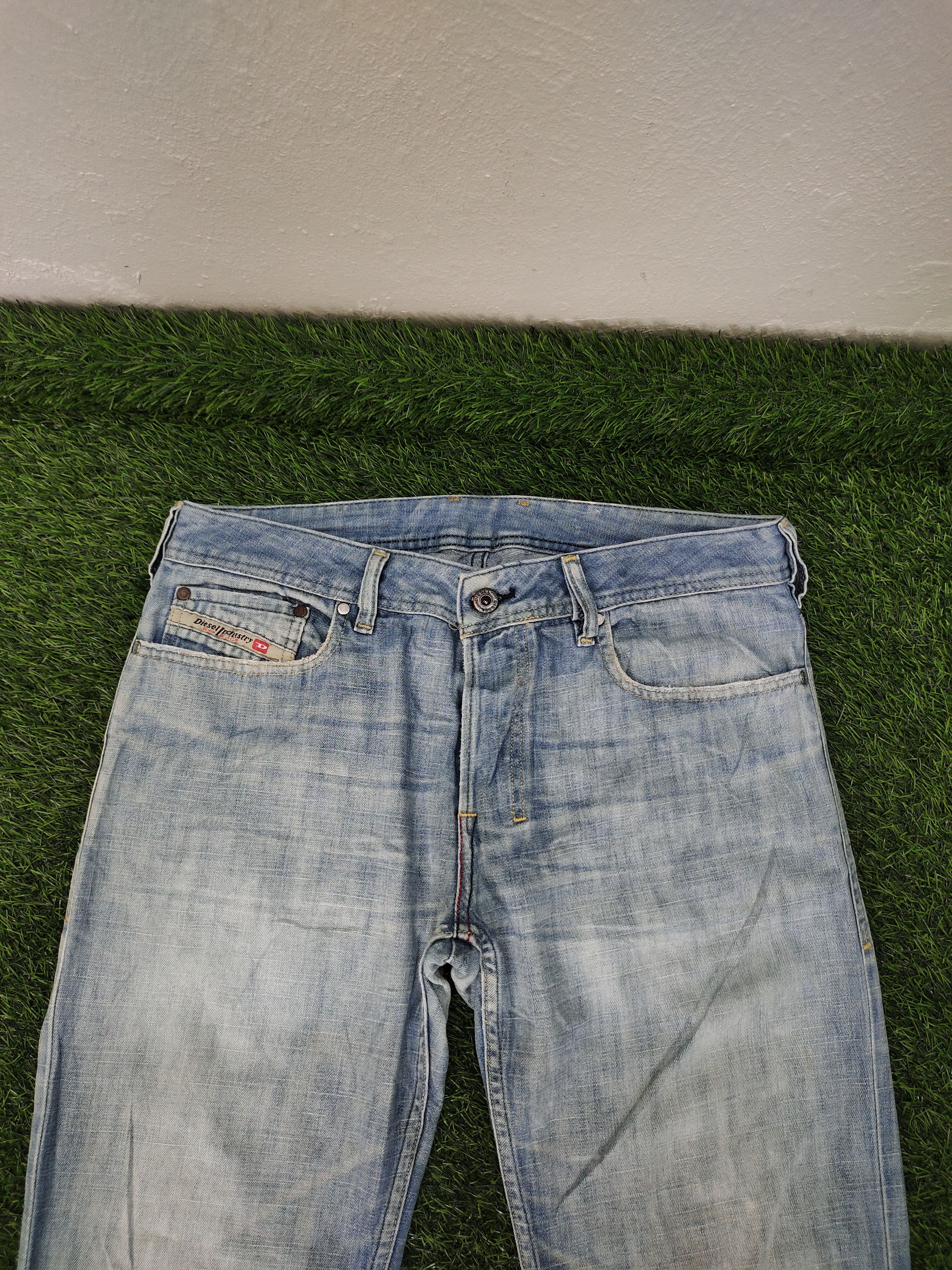 Diesel Flare Jeans Diesel Clawmark Distress Faded Denim Bootcut Y2k Size US 32 / EU 48 - 5 Thumbnail