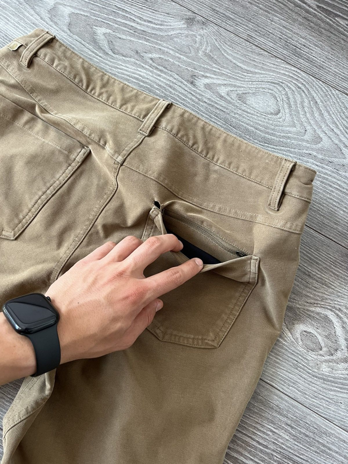 Lululemon Rare Lululemon Logo Secret Pocket Reflective Selvage Pants Size US 33 - 24 Thumbnail