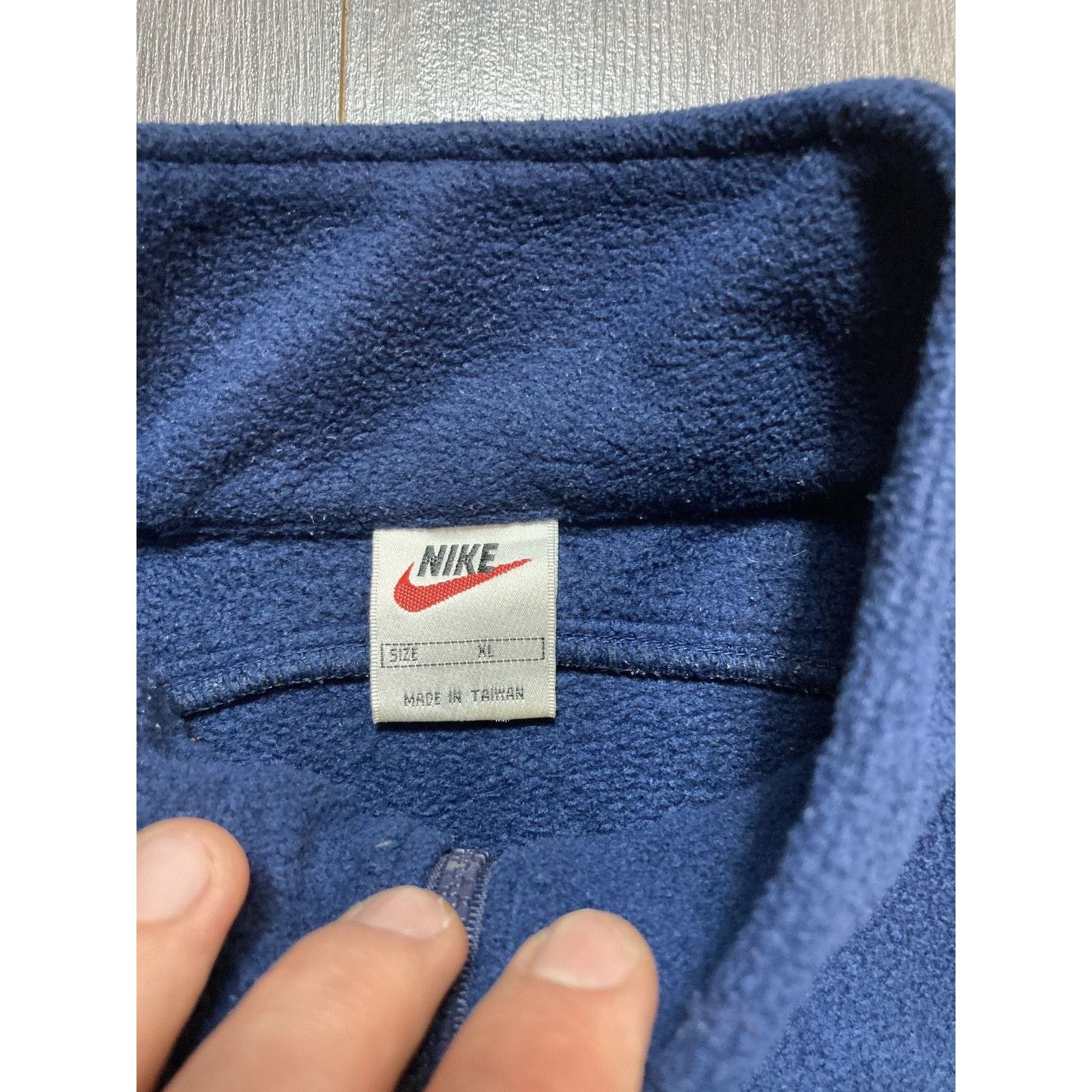 Nike × Vintage 90s Vintage Nike Fleece Sweatshirt Retro Big Logo Size US L / EU 52-54 / 3 - 3 Thumbnail