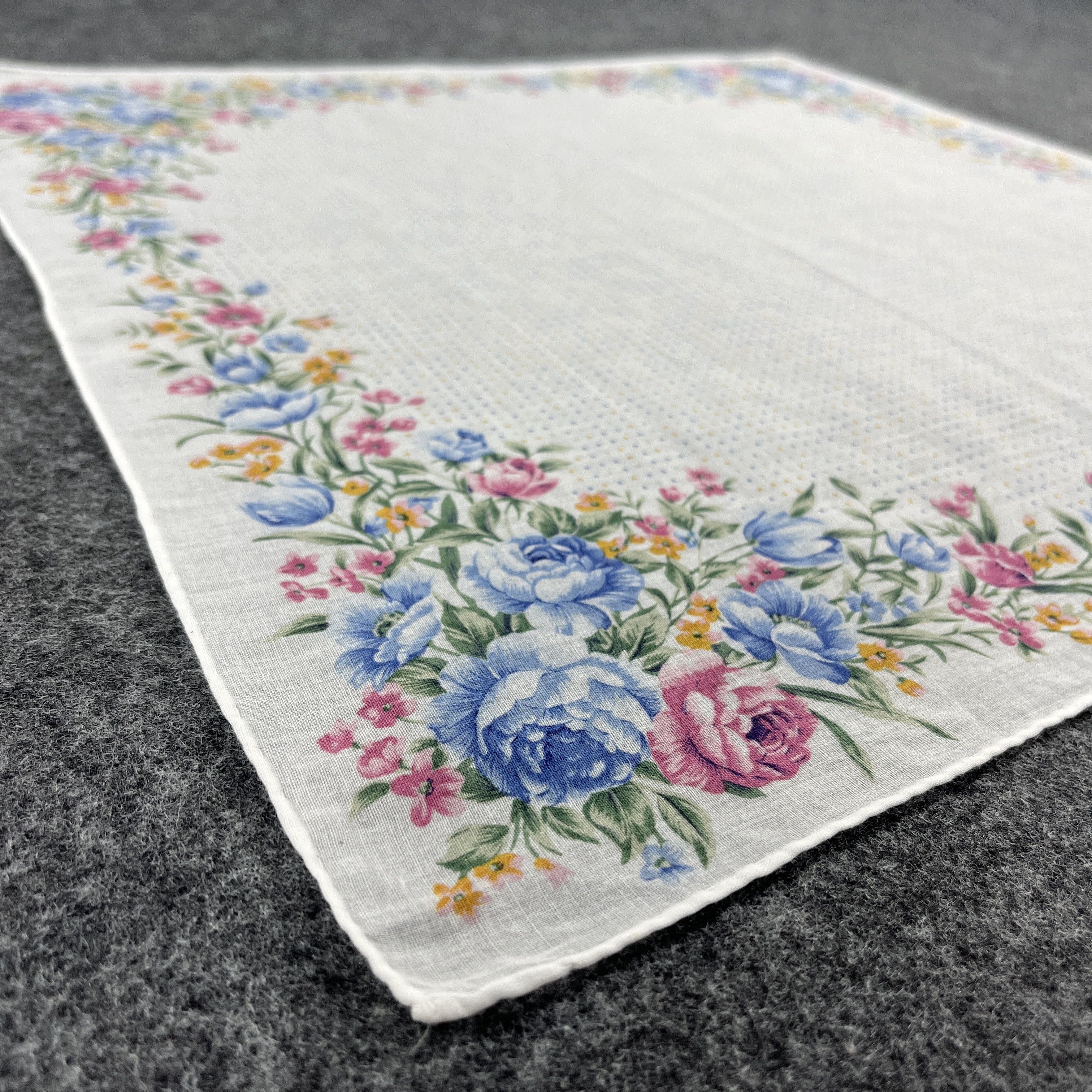 Vintage Yves Saint Laurent Handkerchief / Bandana B169 Size ONE SIZE - 6 Thumbnail