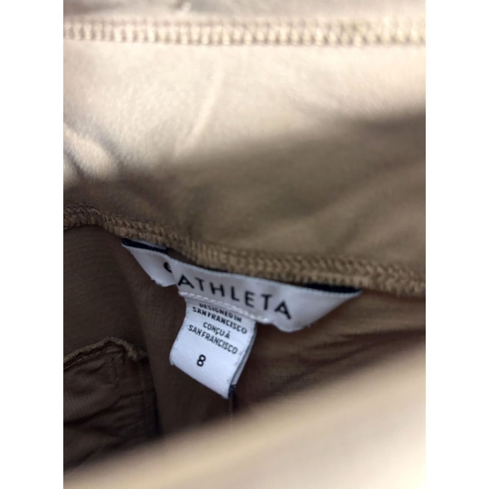 Athleta Athleta Pants Womens 8 Beige Tapered Ankle Pull On Zip Pockets Stretch Hiking Size 30" / US 8 / IT 44 - 4 Thumbnail