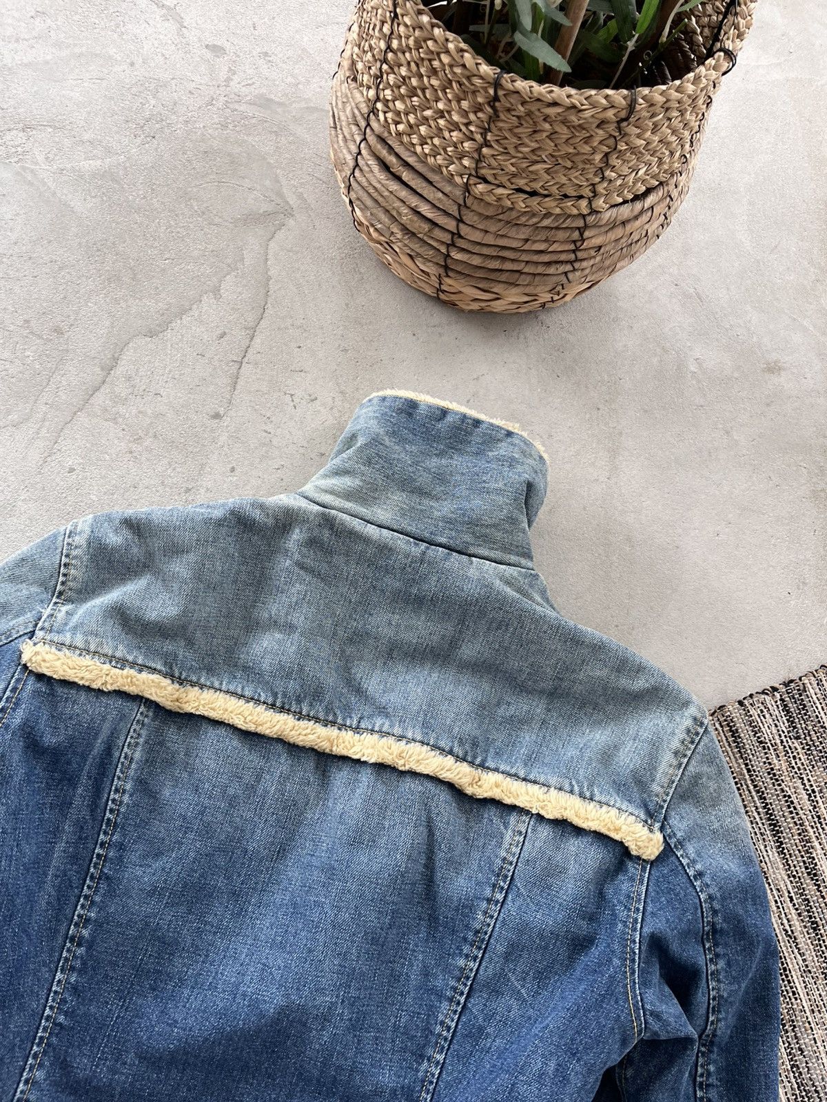Levi's Vintage Levis Washed Denim Sherpa Bomber Jacket Avantgarde Size L / US 10 / IT 46 - 16 Thumbnail