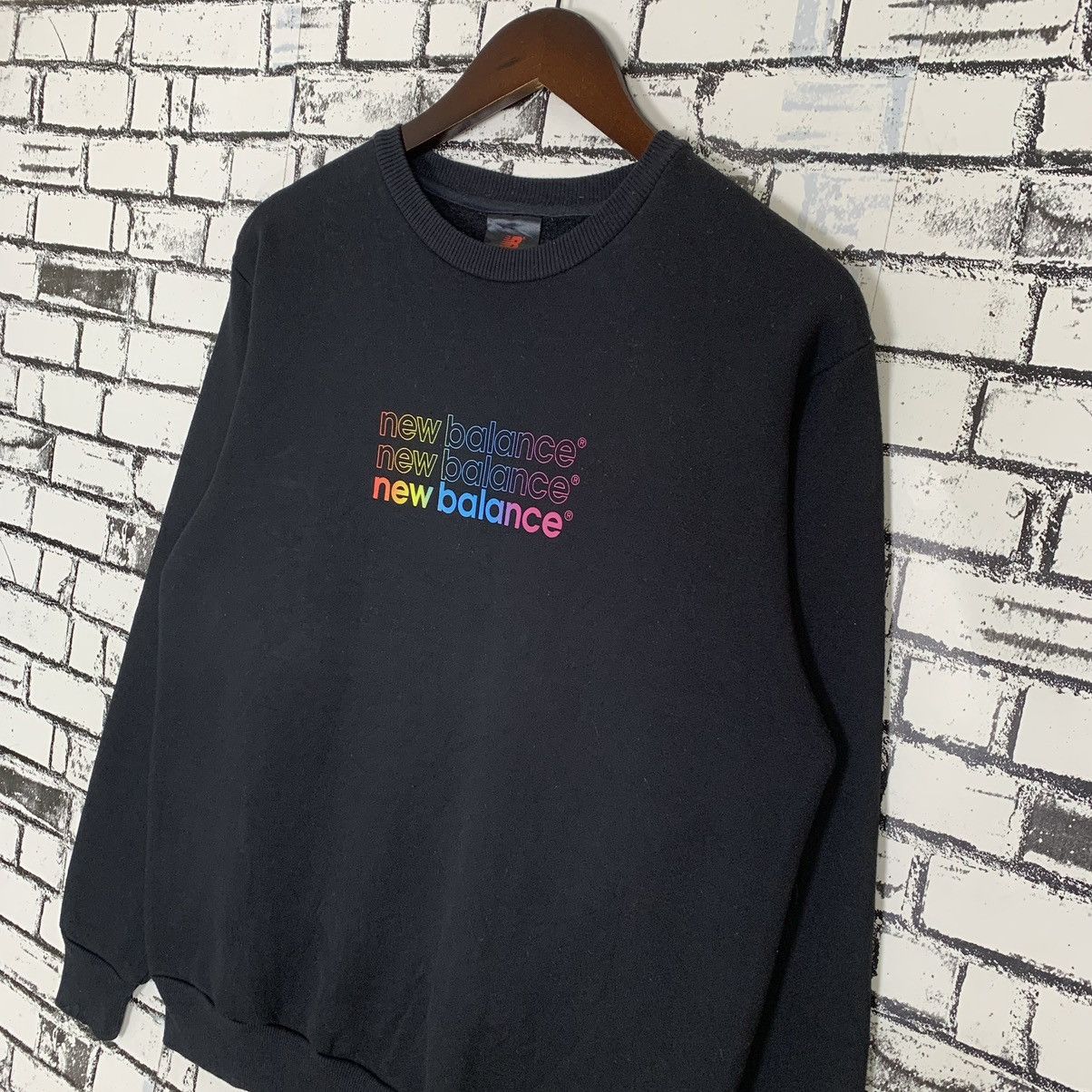 New Balance New Balance Athletic Footwear Company Sweatshirt Crewneck Size US L / EU 52-54 / 3 - 4 Thumbnail
