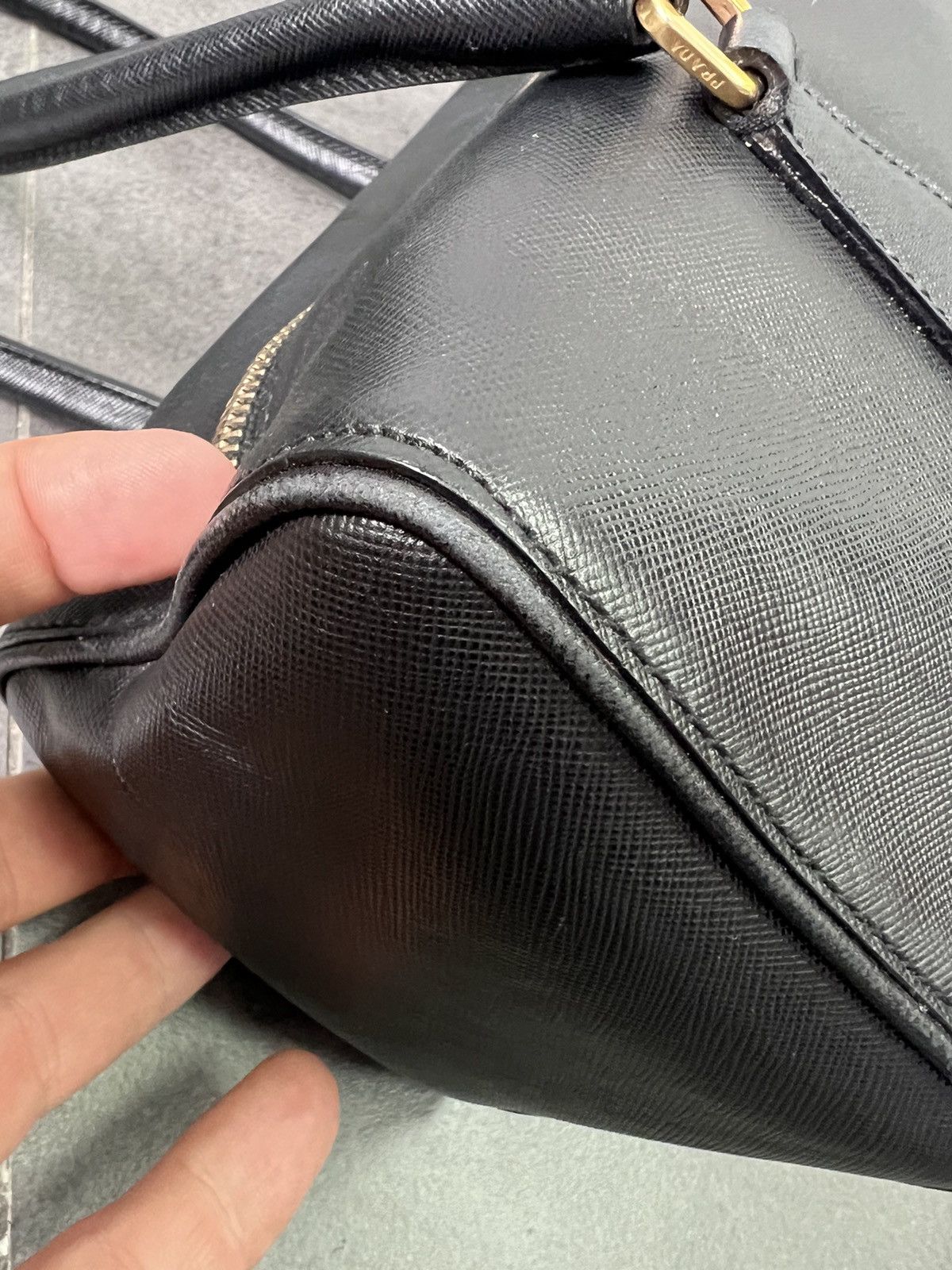 Prada Prada Saffiano Leather Shoulder Bag Black Size ONE SIZE - 6 Thumbnail