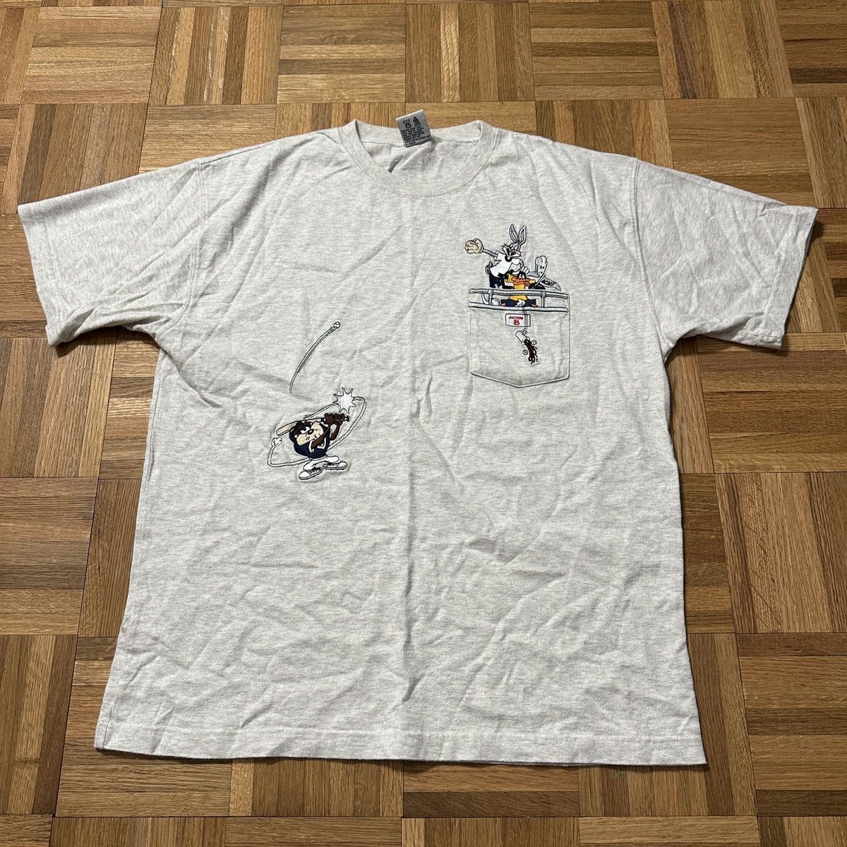 Warner Bros Vintage Looney Tunes Baseball tee Size US M / EU 48-50 / 2 - 1 Thumbnail