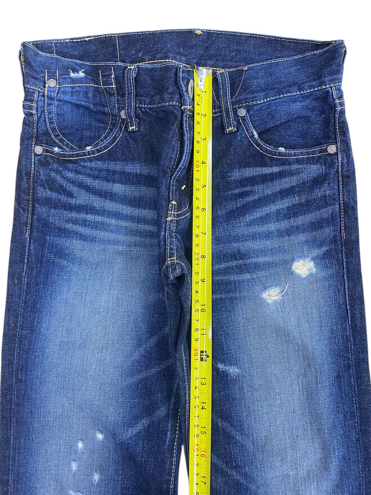 Levi's Levi’s Faded Dark Wash Style Ripped Jeans Size US 27 - 6 Thumbnail