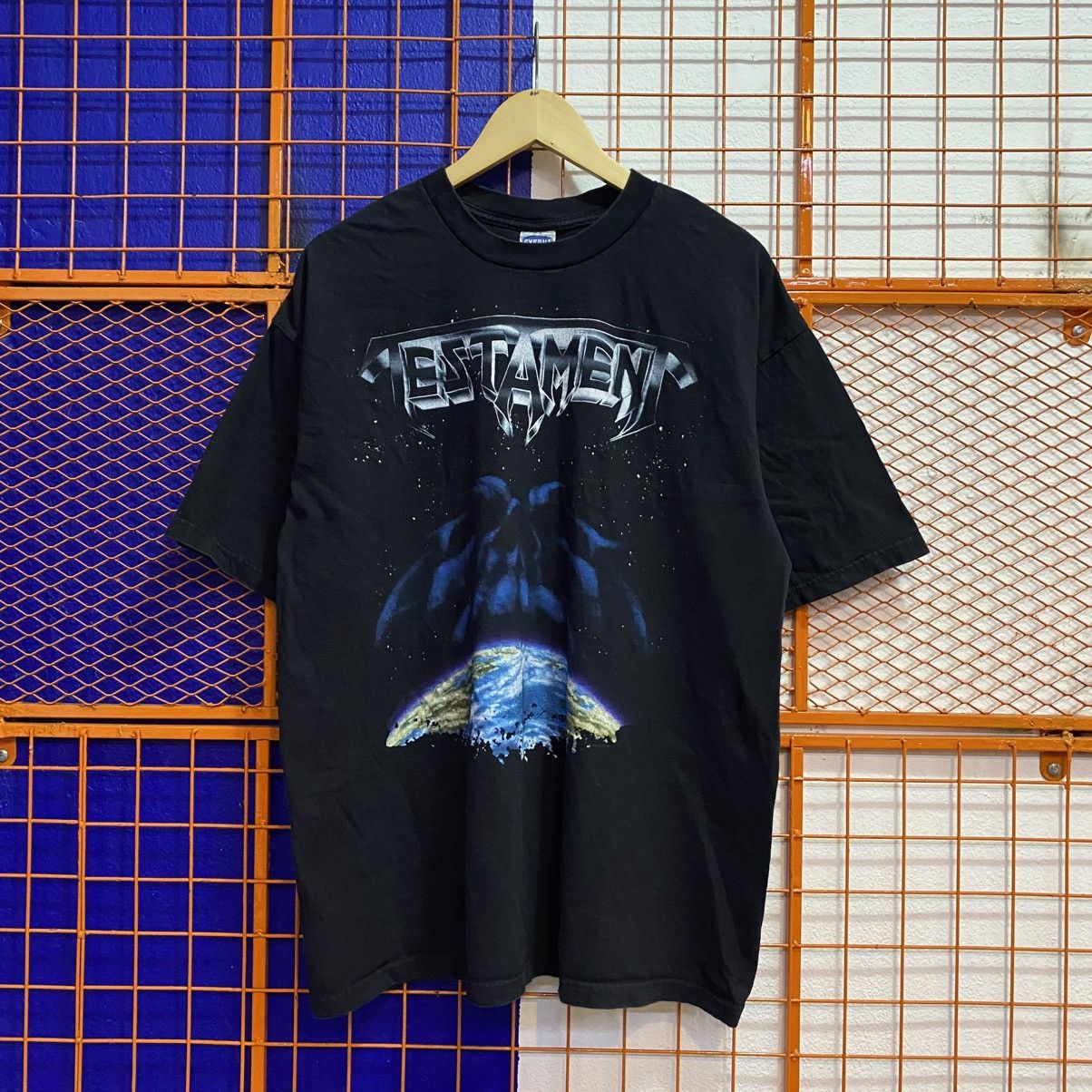 Vintage Vintage Testament Band Tshirt Size US XL / EU 56 / 4 - 1 Thumbnail