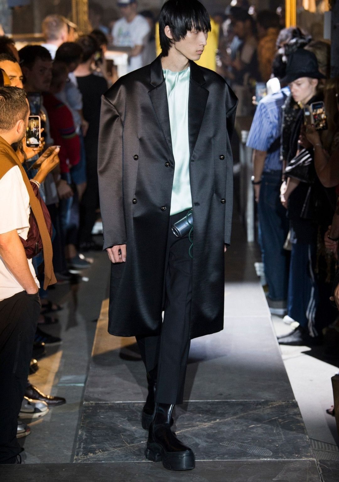 Raf Simons Raf Simons SS19 extreme oversized coat Archive-2505 Size US S / EU 44-46 / 1 - 8 Thumbnail