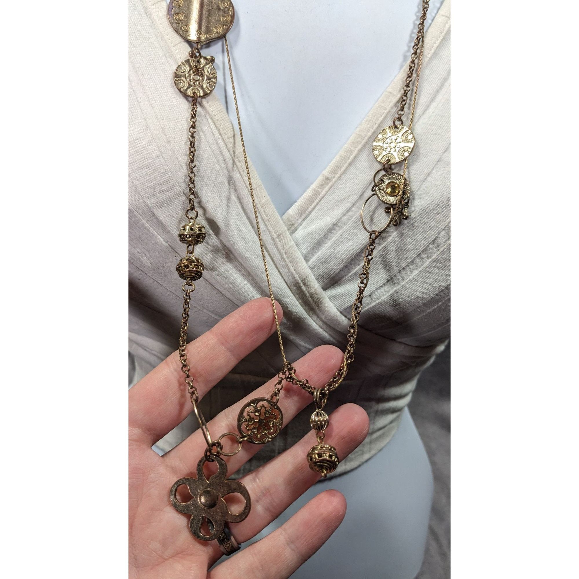 Chicos Chico's Abstract Floral Gold Tone Chain Charm Necklace Size ONE SIZE - 8 Thumbnail