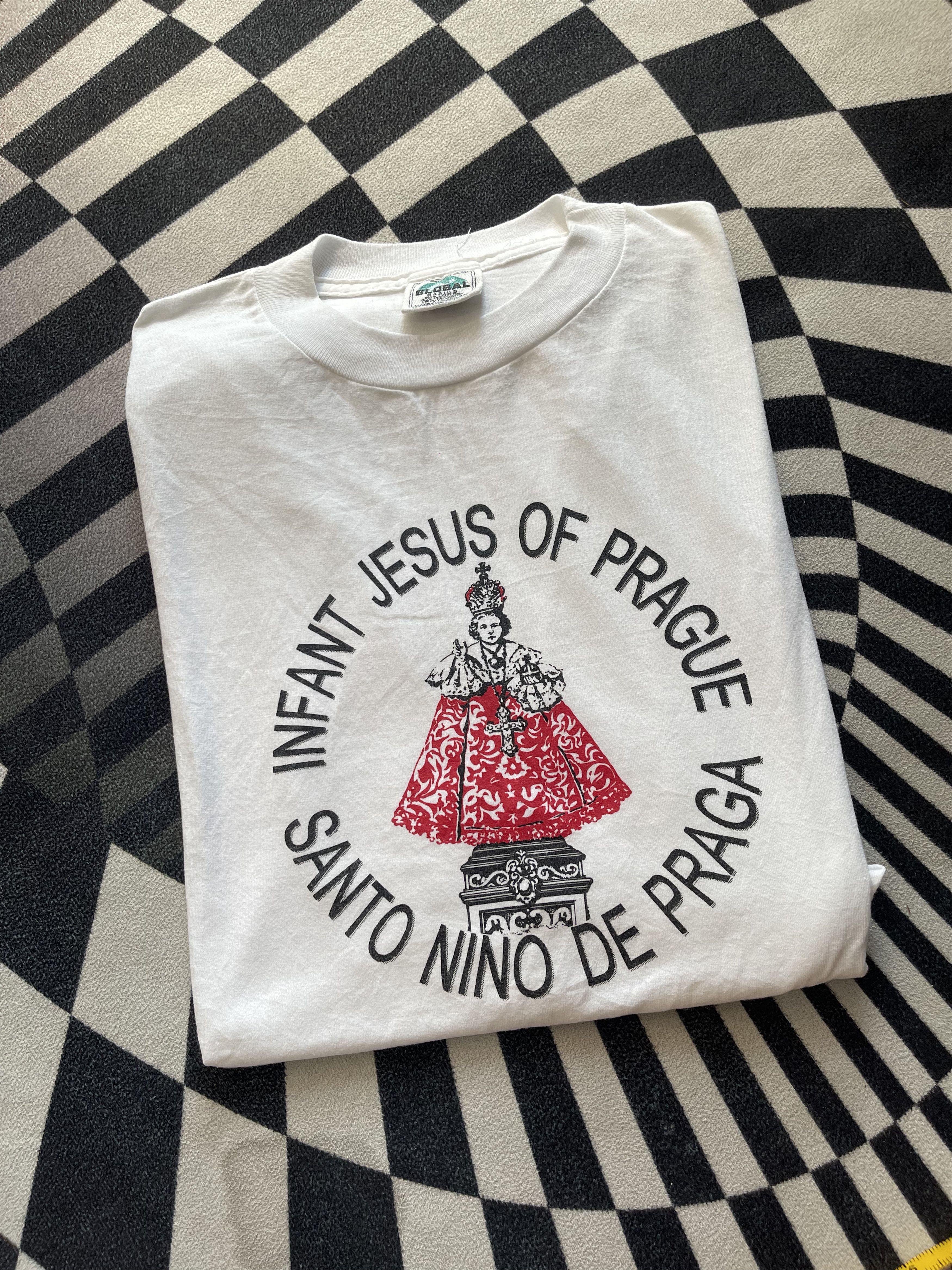 Vintage Vintage Infant Jesus of Prague T-Shirt Santo Niño 90s Size US XXL / EU 58 / 5 - 1 Thumbnail