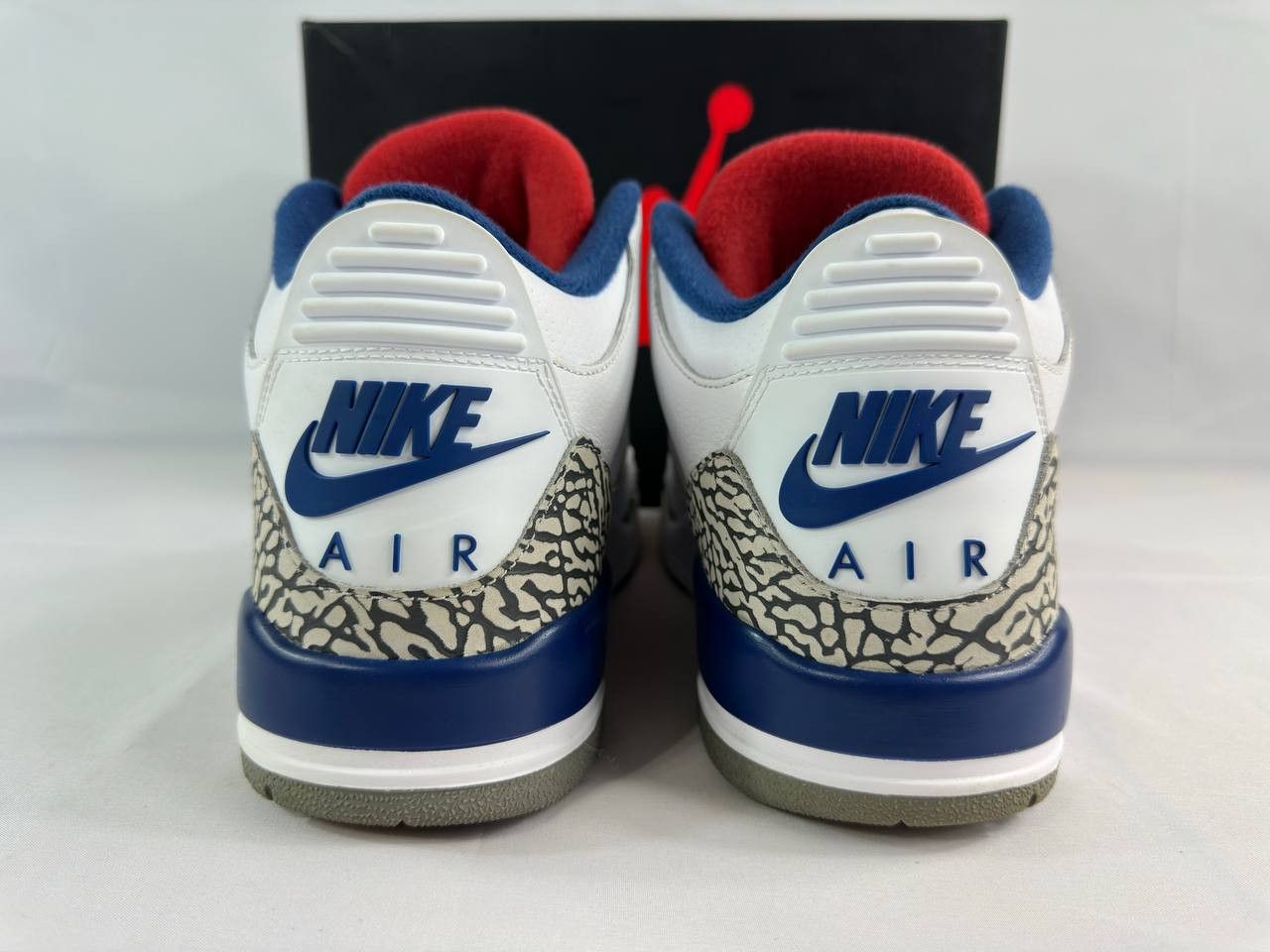 Nike Nike Air Jordan 3 Retro OG Mid True Blue Size US 10 / EU 43 - 9 Thumbnail