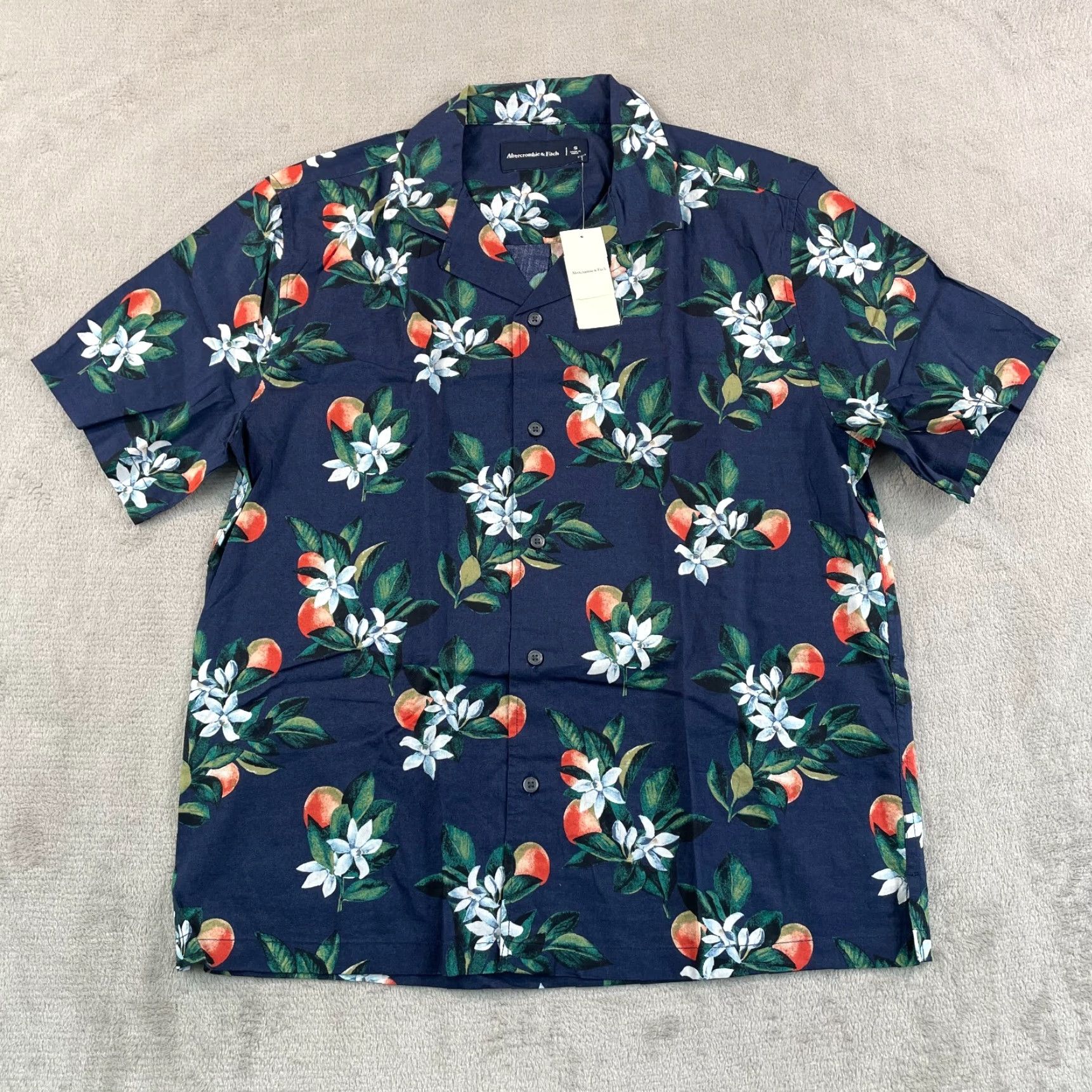 Abercrombie & Fitch Abercrombie & Fitch Hawaiian Camp Shirt Men Small Blue Multi Floral SS NWT 0 Size US S / EU 44-46 / 1 - 3 Thumbnail