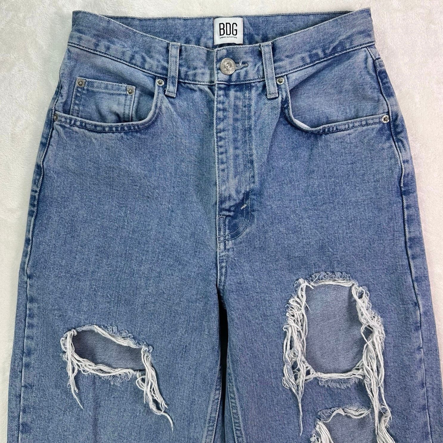 Bdg BDG Lt Wash Denim High Rise Distressed Grunge Baggy Jeans 27 Size 27" / US 4 / IT 40 - 4 Thumbnail