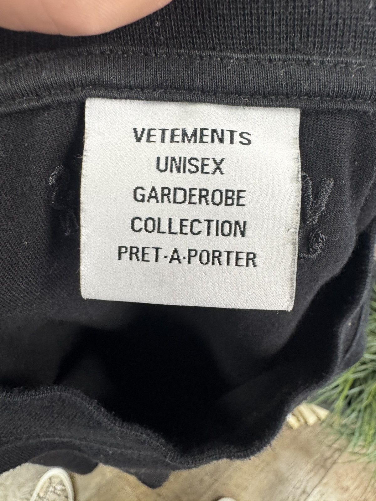 Vetements S/S22 “Maybe Mental” T-Shirt Size US S / EU 44-46 / 1 - 4 Thumbnail