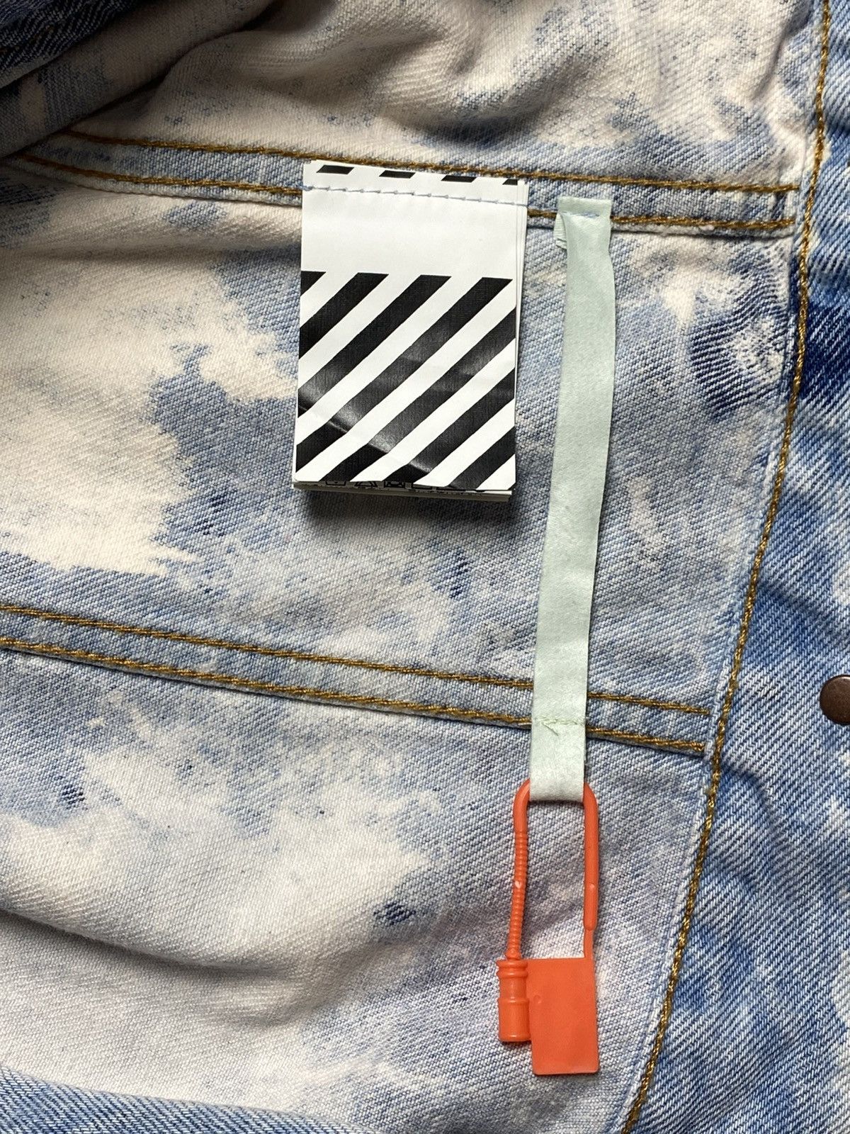 Off-White Off White - Extreme Bleached Arrows Denim Jacket Size US M / EU 48-50 / 2 - 18 Thumbnail