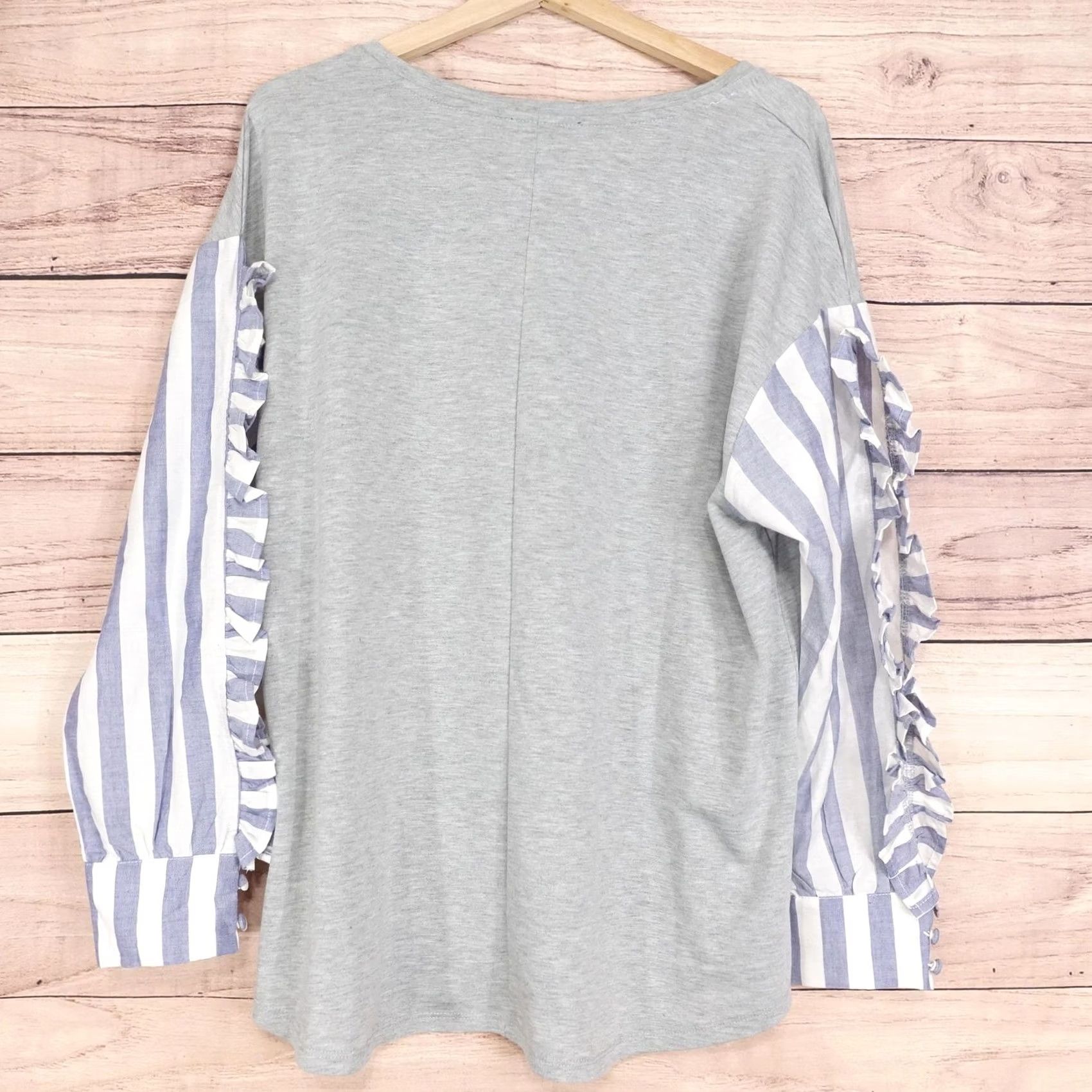 Vintage Lane Bryant Blouse Womens Plus 18/20 Gray Striped Ruffle Long Sleeve Jersey Top Size XXL / US 16-18 / IT 52-54 - 3 Thumbnail