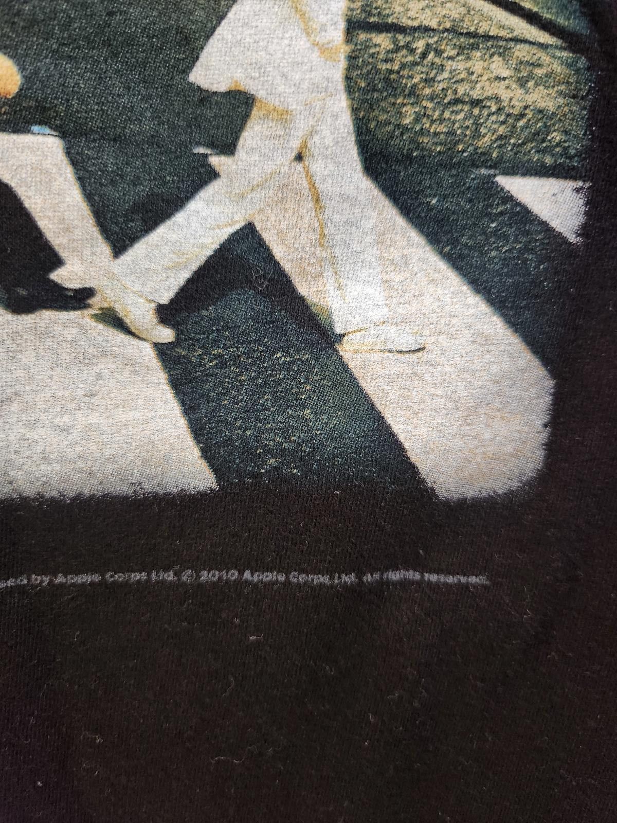 Other The Beatles T-Shirt Abbey Road Authentic Tees Women Sz Large Size ONE SIZE - 3 Thumbnail