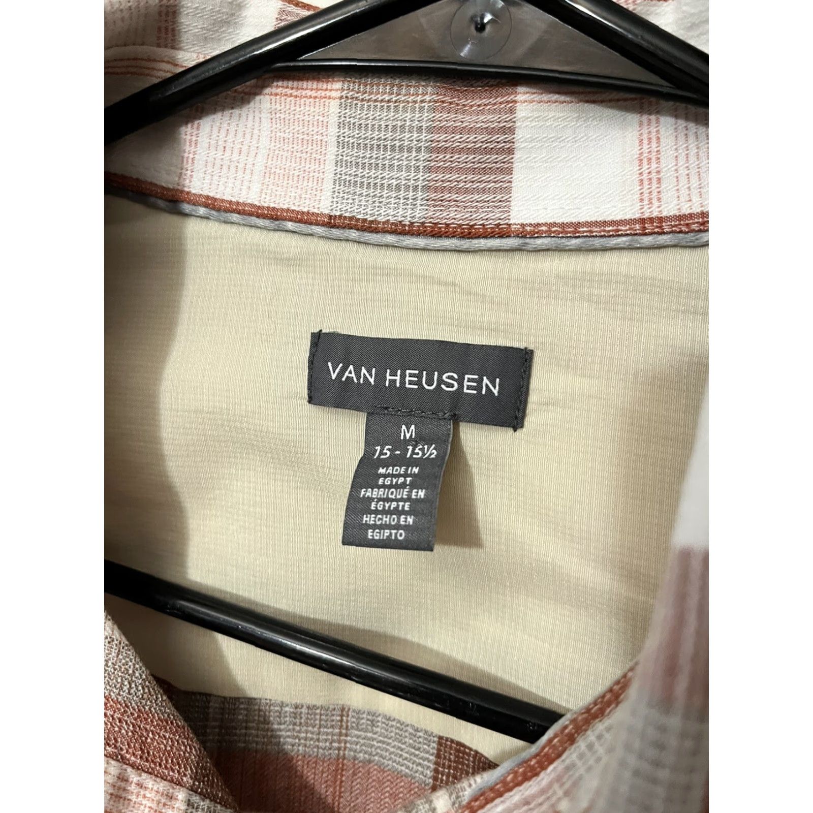 Van Heusen Van Heusen Short Sleeve Shirt Button-Up 60% Cotton 40% Rayon Size M Orange Plaid Classic Mens Regular Collared 15-15.5 Vintage No Iron Button Down Size US M / EU 48-50 / 2 - 3 Thumbnail