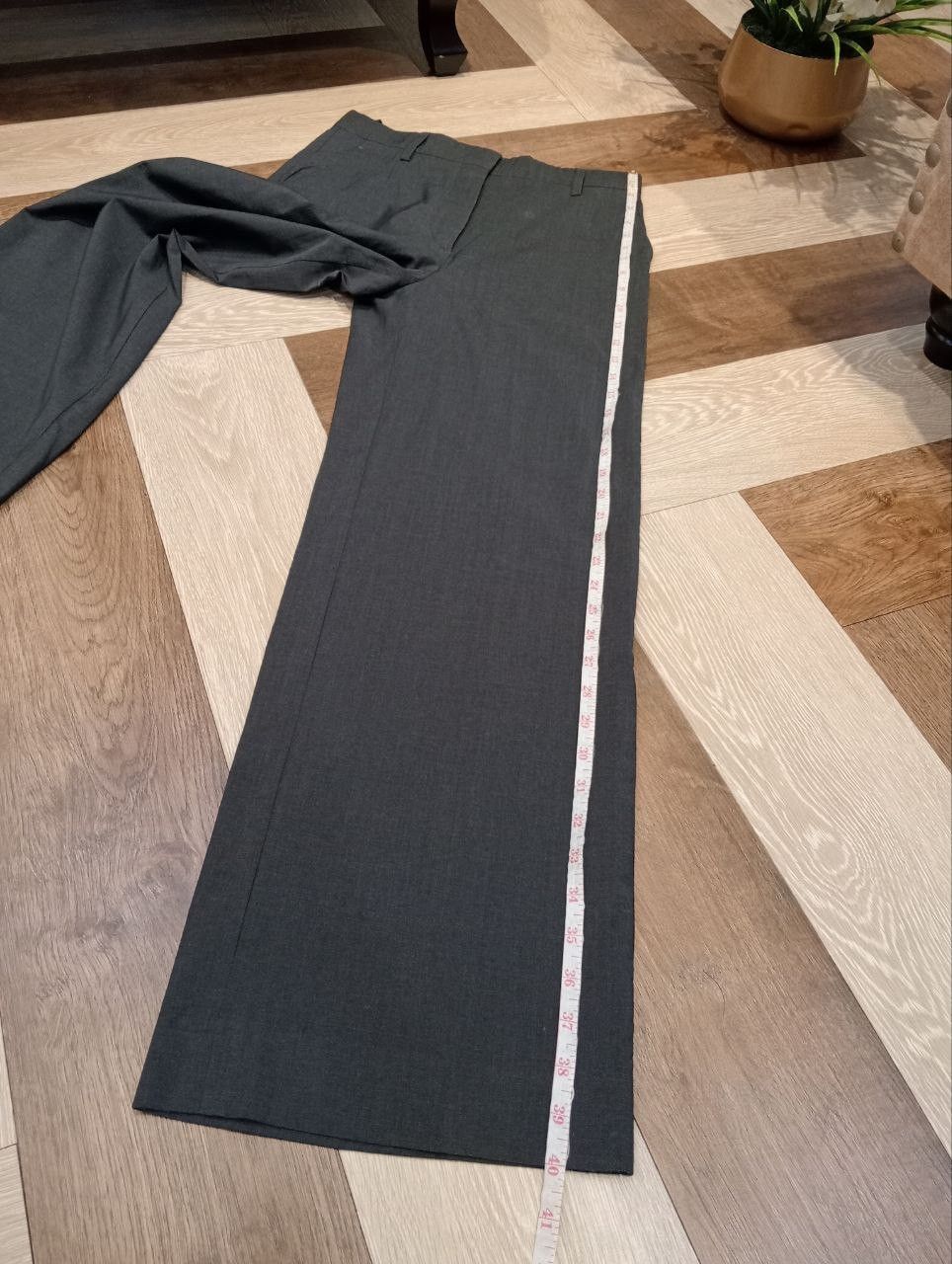 Prada LUXURY PRADA MILANO BAGGY WIDE LEG PANTS Size 25" / US 0 / IT 36 - 16 Thumbnail