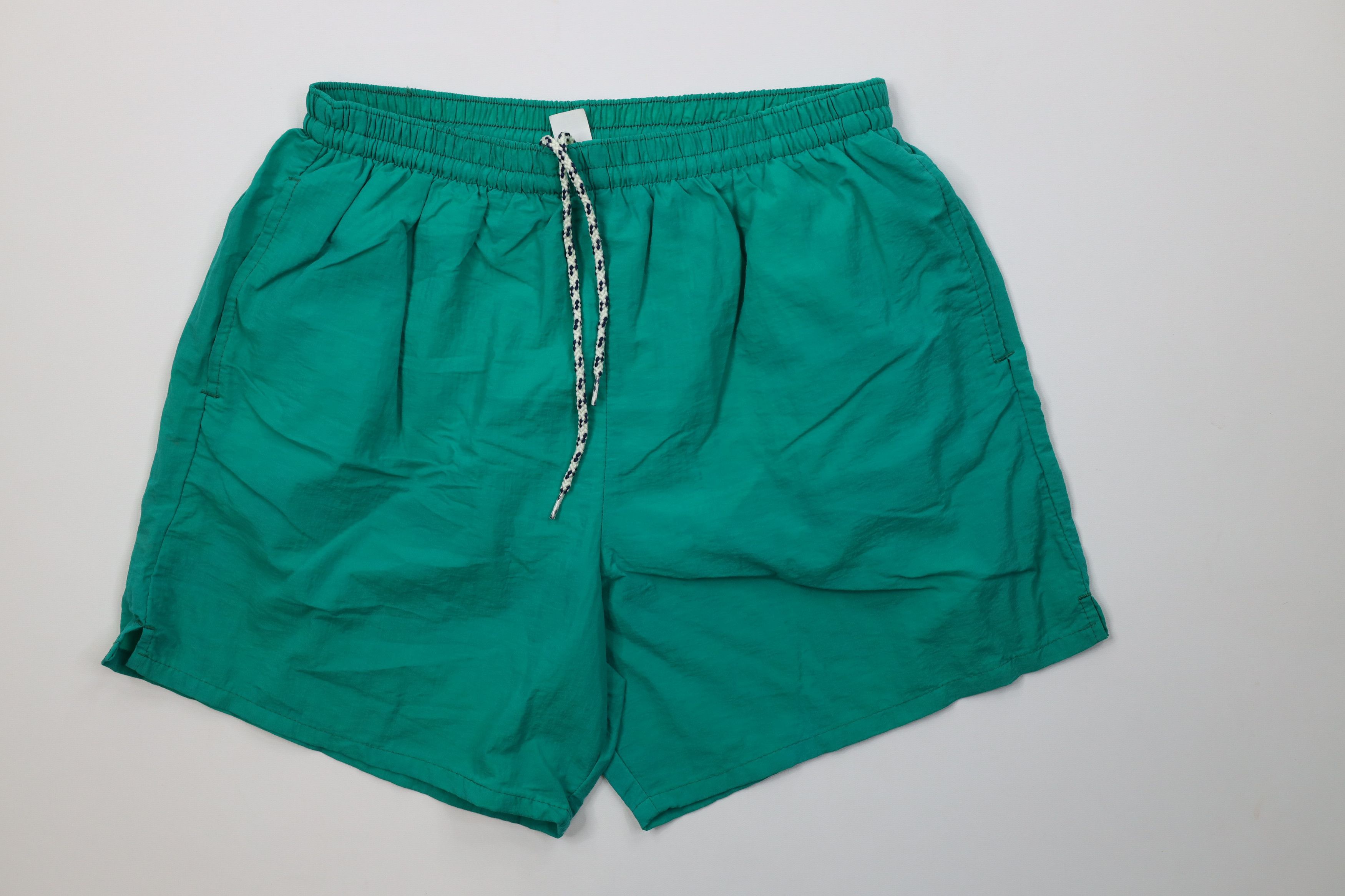 Vintage Vintage 90s Streetwear Above Knee Shorts Swim Trunks USA Size US 34 / EU 50 - 1 Thumbnail