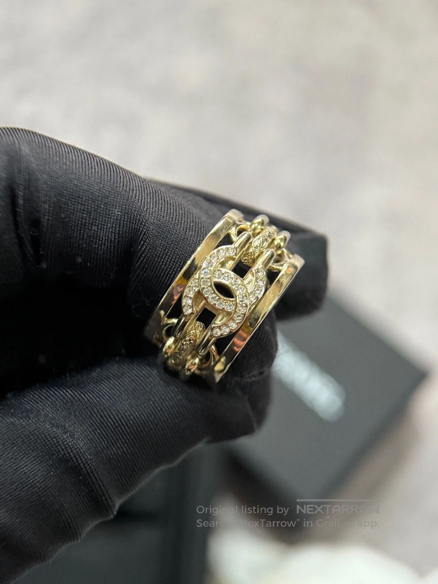 Chanel gold twisted lock ring by Chanel. Size ONE SIZE - 1 Thumbnail