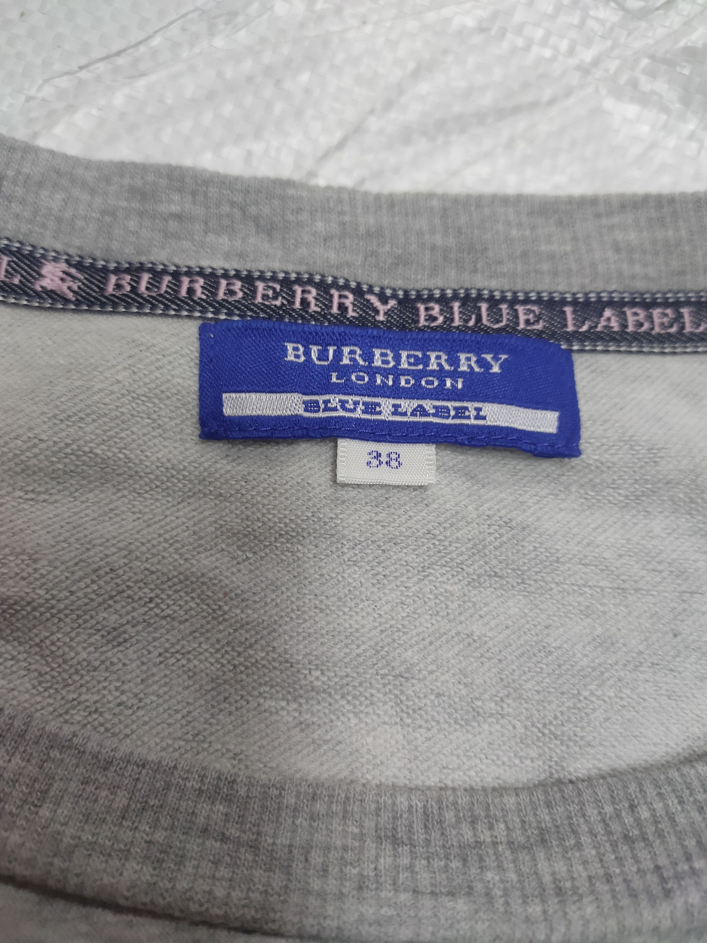 Japanese Brand Burberry blue label tshirt Size XS / US 0-2 / IT 36-38 - 5 Thumbnail