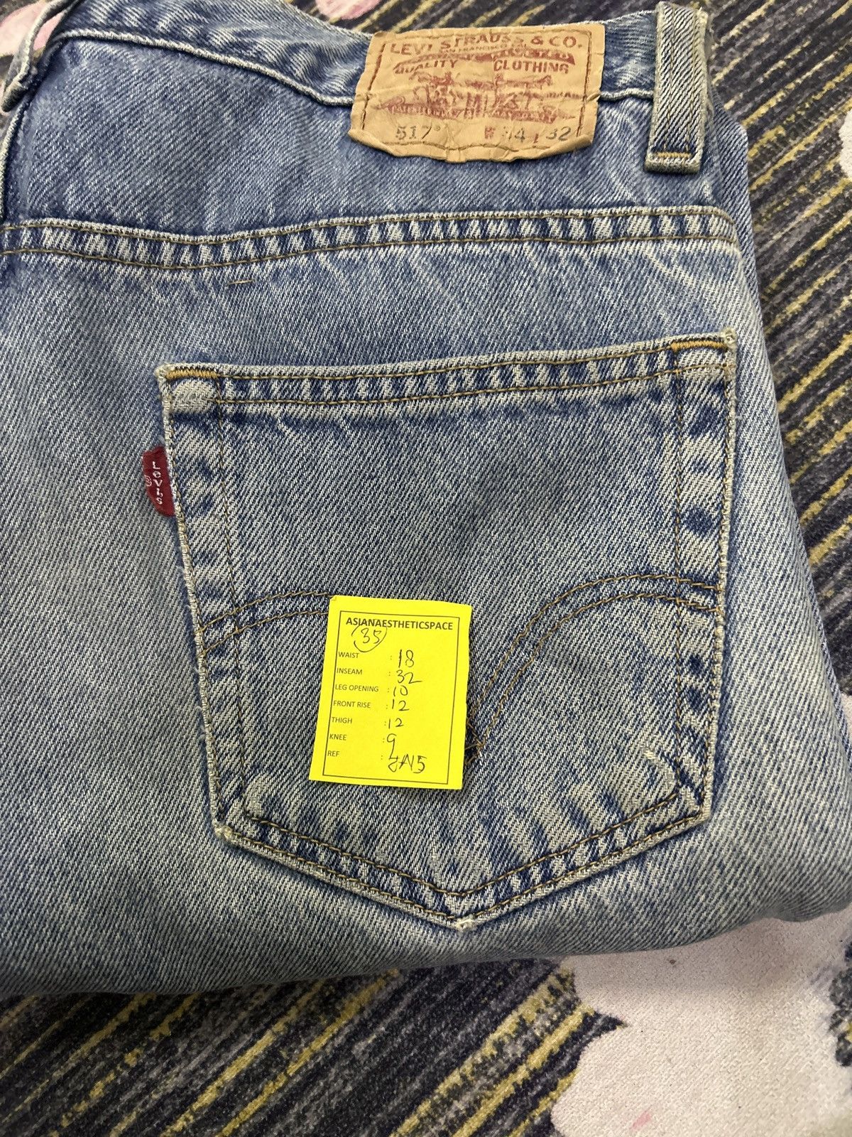 Levi's Vintage Levis 517 Boot Cut Jeans Stonewashed Size US 35 - 19 Thumbnail