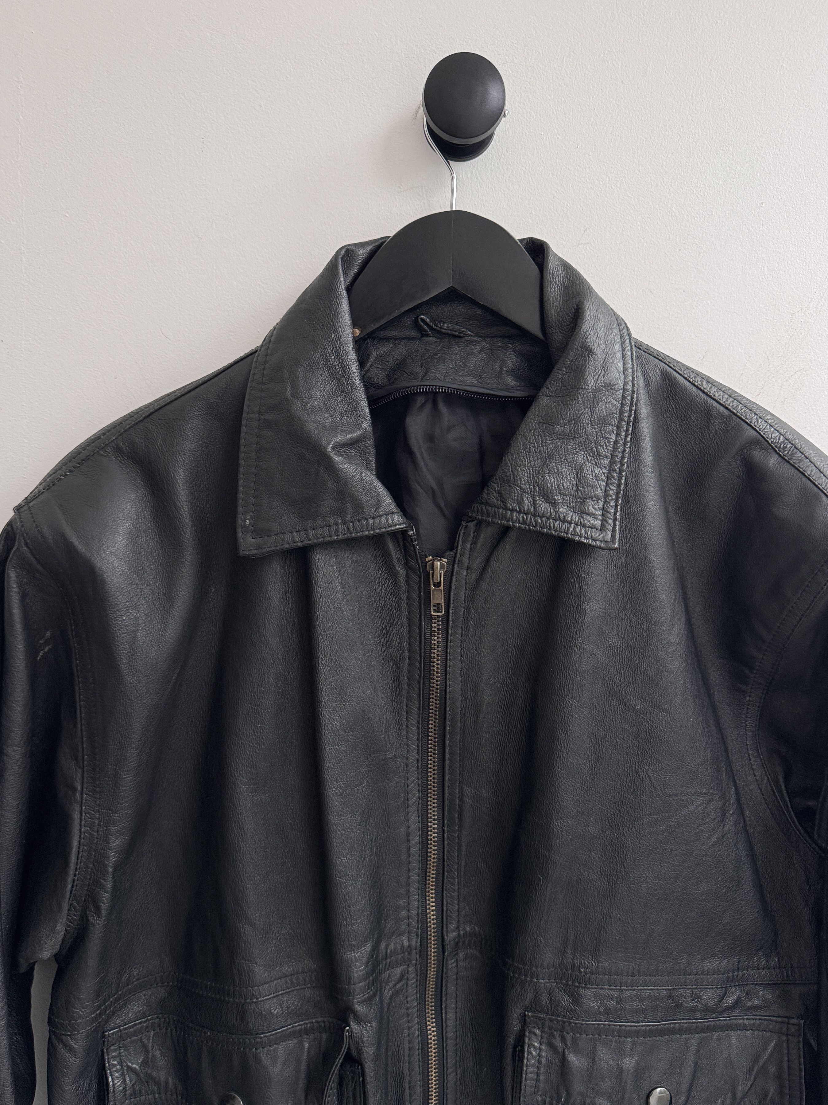 Genuine Leather Vintage Top-Grain A-2 Black Leather Jacket Size US M / EU 48-50 / 2 - 4 Thumbnail