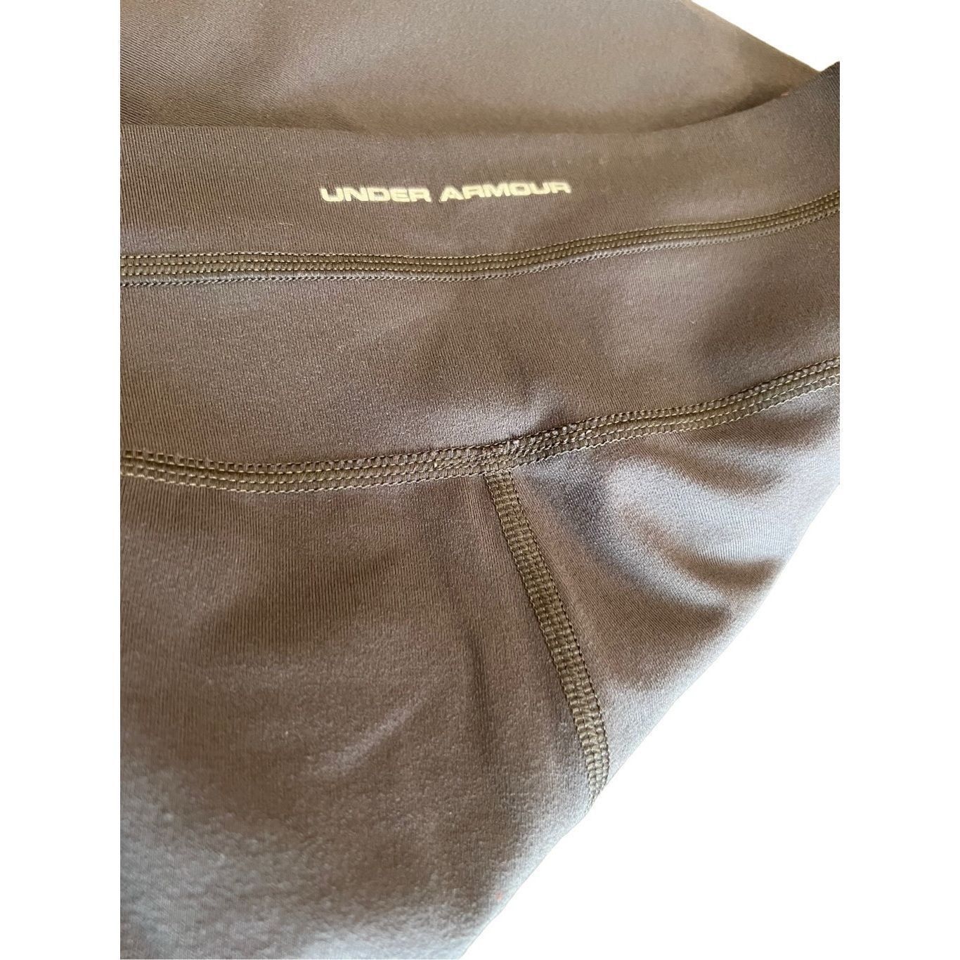 Under Armour UNDER ARMOUR capri athletic Pants size Medium Size 32" / US 10 / IT 46 - 6 Thumbnail