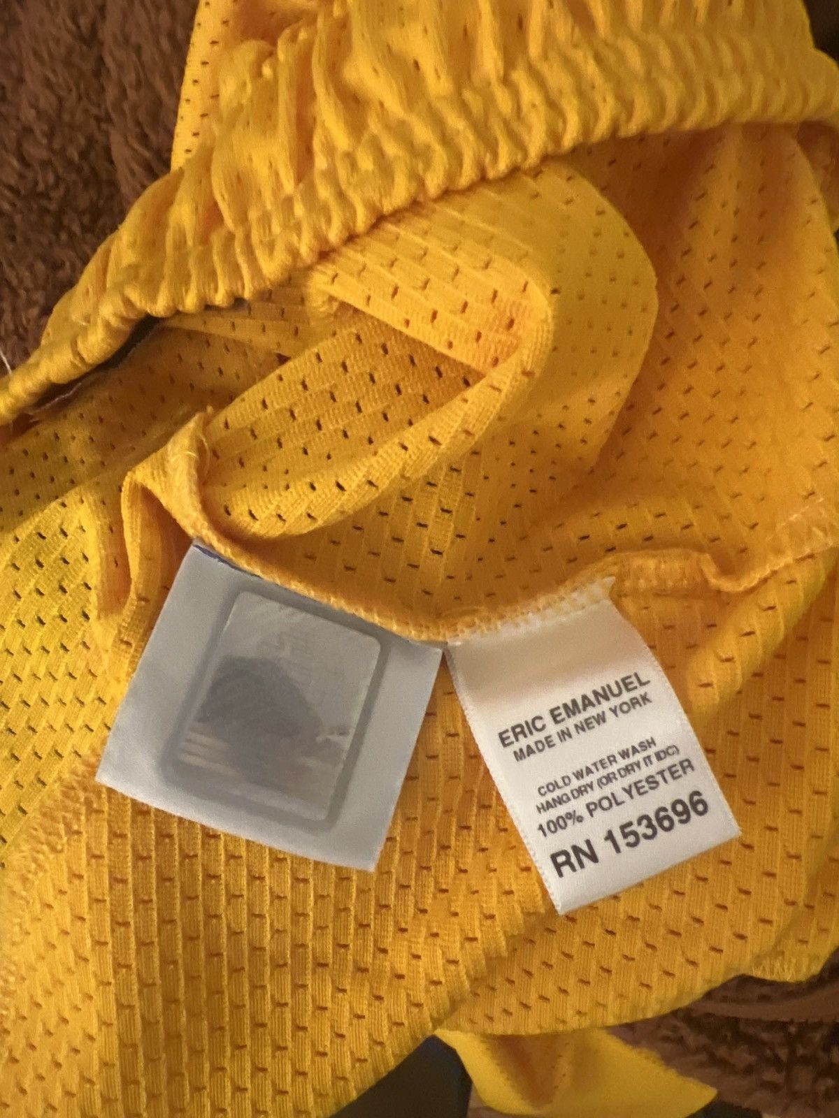 Eric Emanuel Eric emanuel lakers yellow purple shorts large Size US 33 - 3 Thumbnail