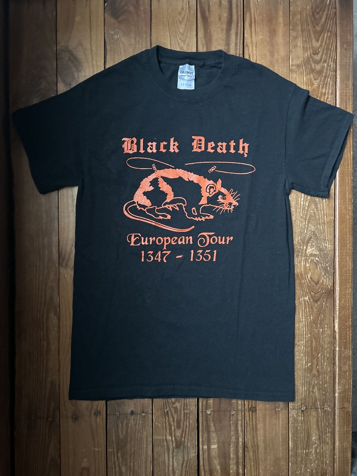 Vintage Vintage 90s Y2K Black Death European Tour Plague Tee Shirt Size US S / EU 44-46 / 1 - 1 Thumbnail